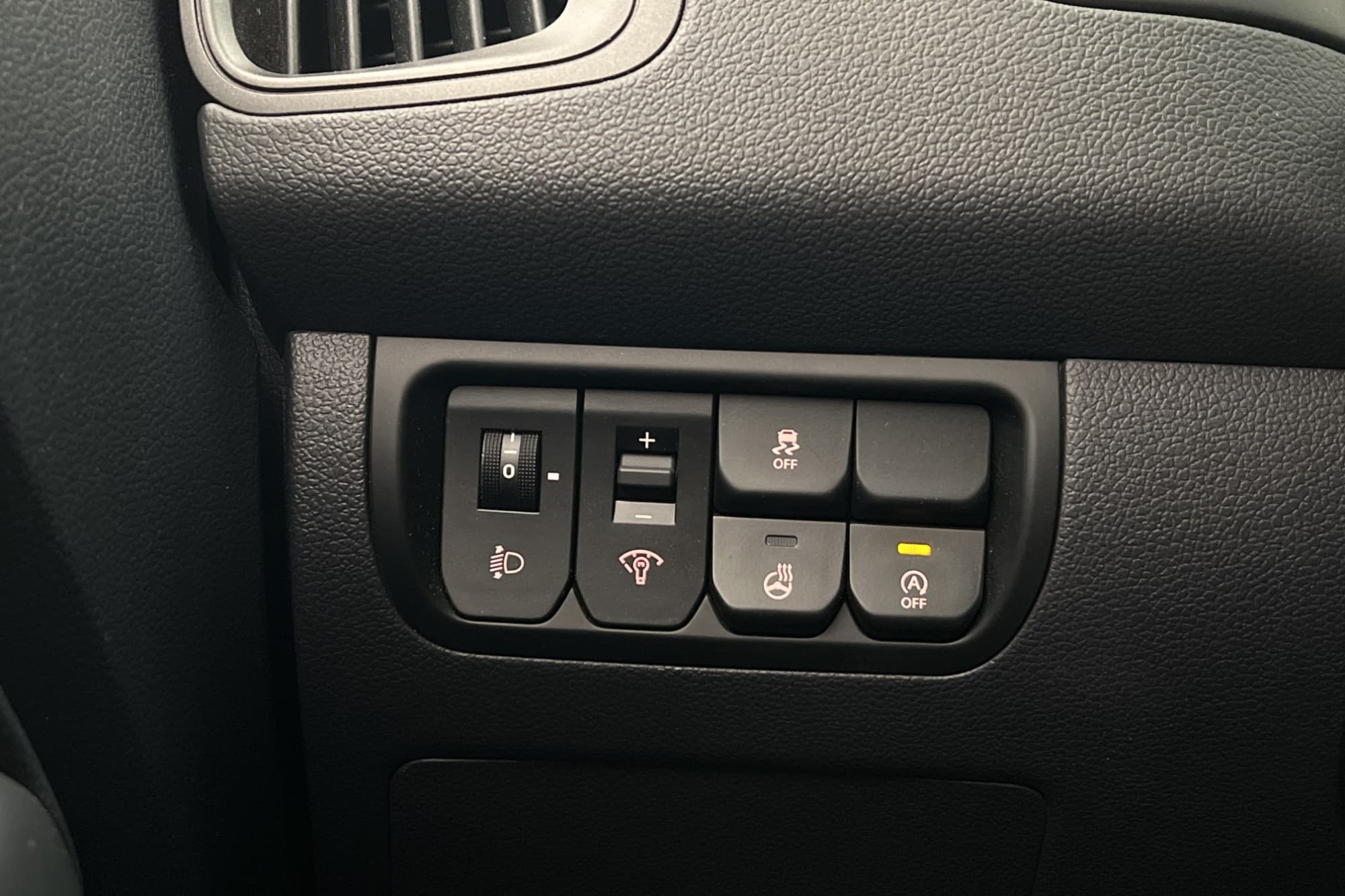 Kia Rio 1.2 CVVT 84hk LED-Ramp Rattvärme Låg-Årsskatt