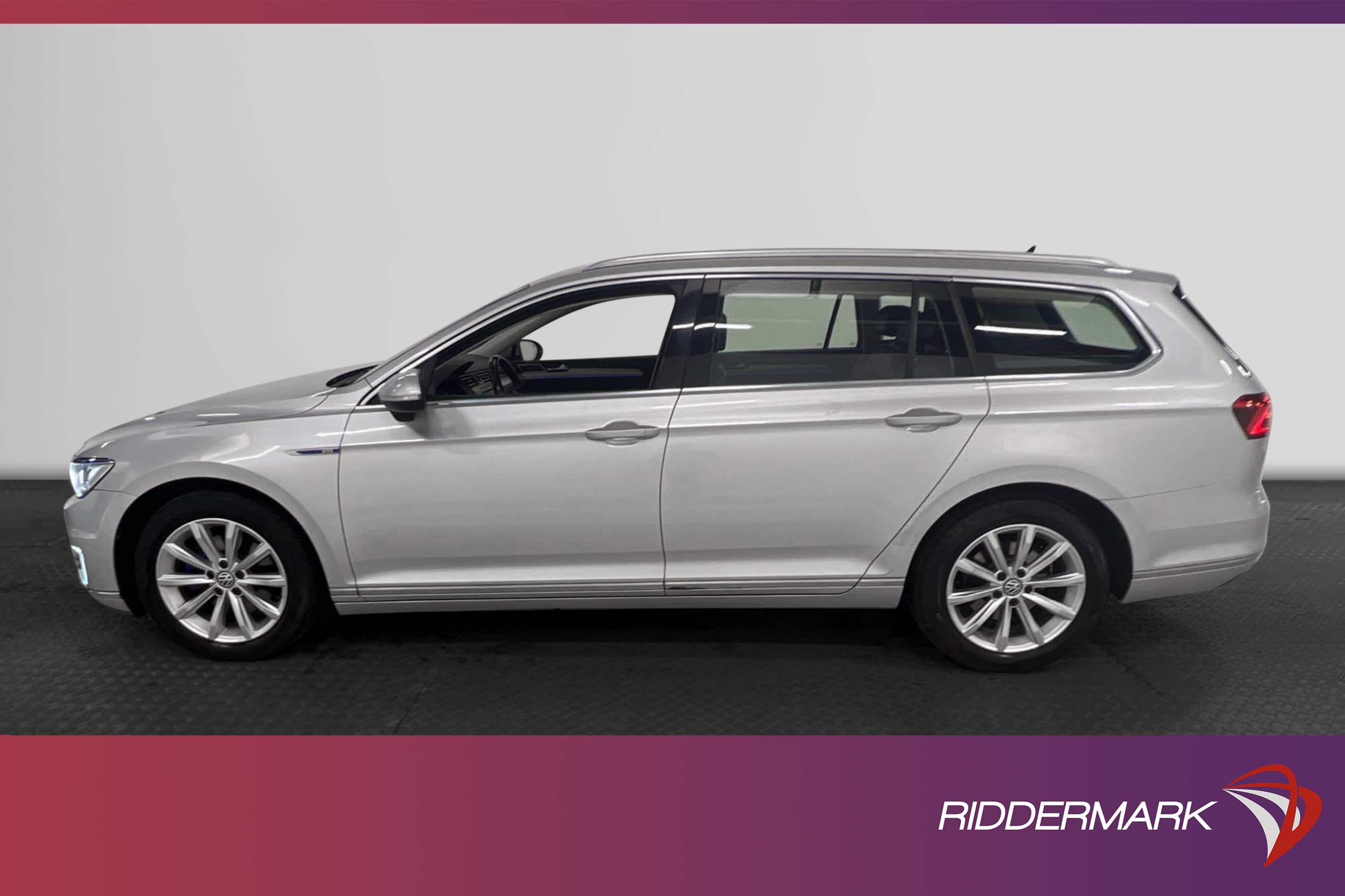 Volkswagen Passat GTE 218hk
