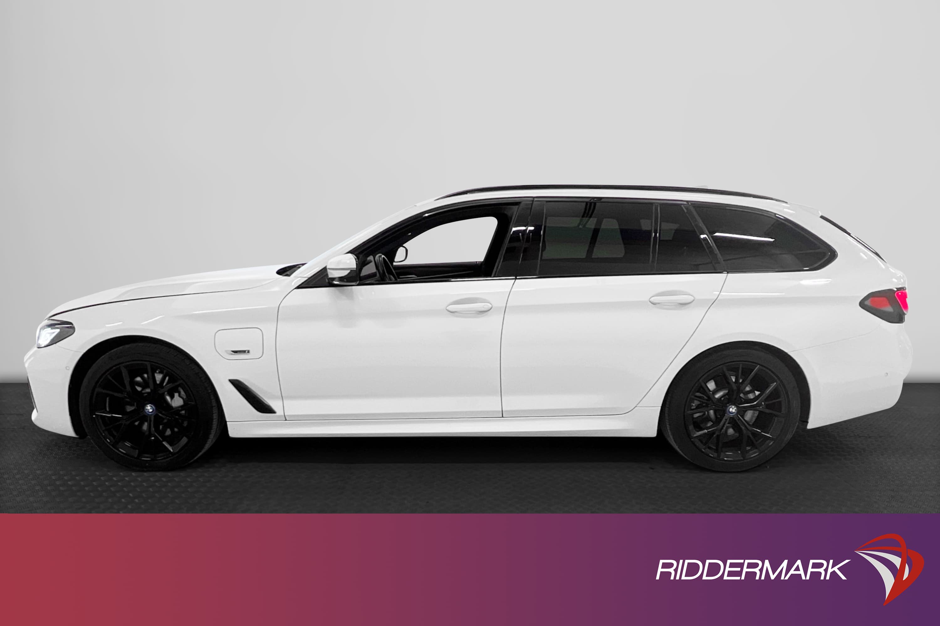BMW 530e xDrive Touring 292hk