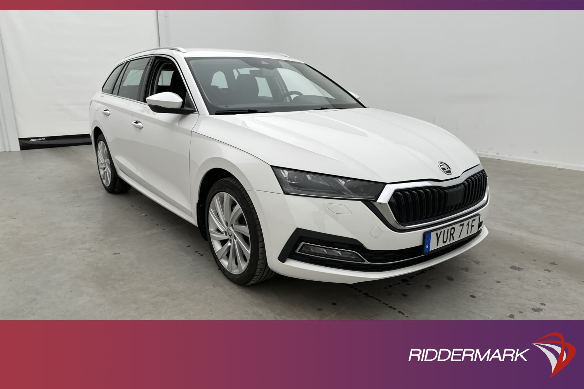 Škoda Octavia PHEV iV 204hk