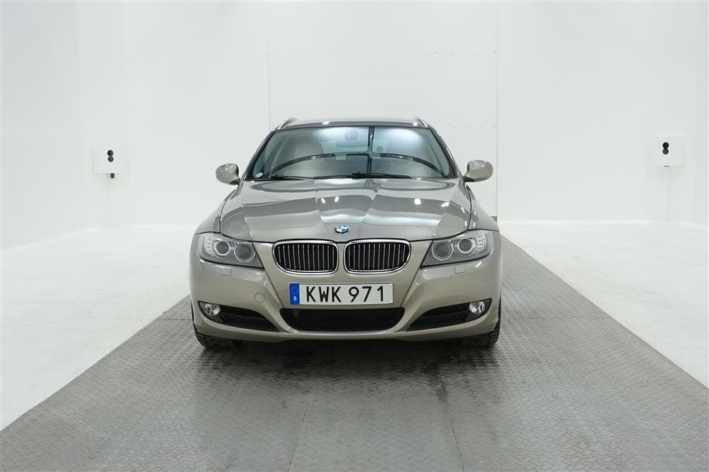 BMW 325