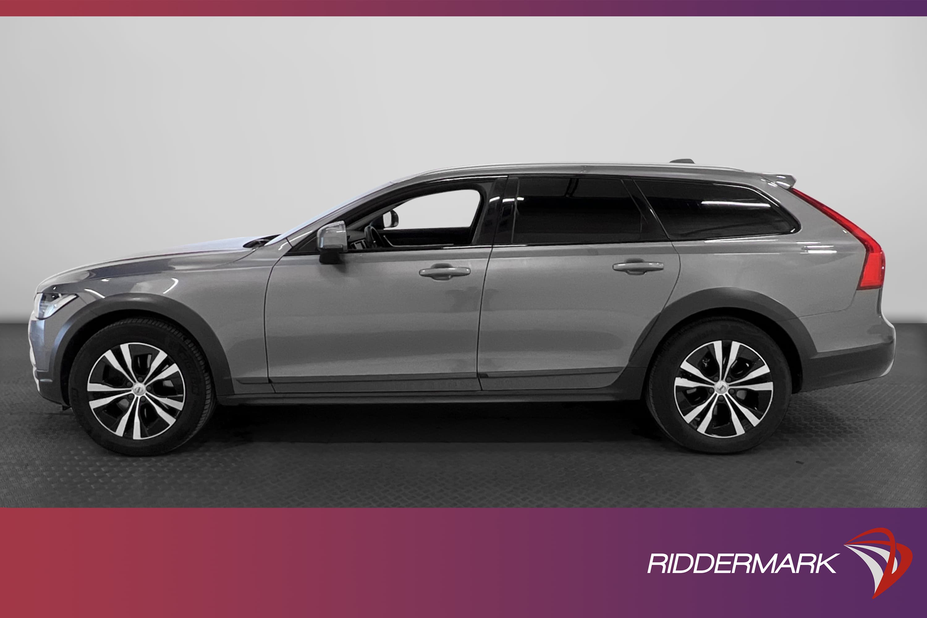 Volvo V90 Cross Country D4 AWD