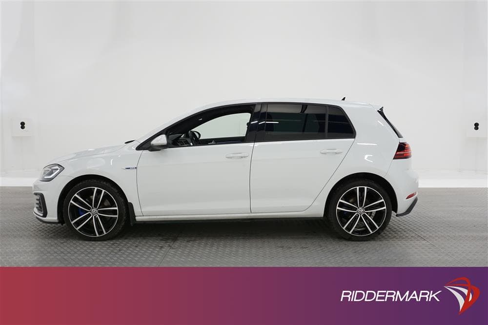 Volkswagen Golf GTE 204hk