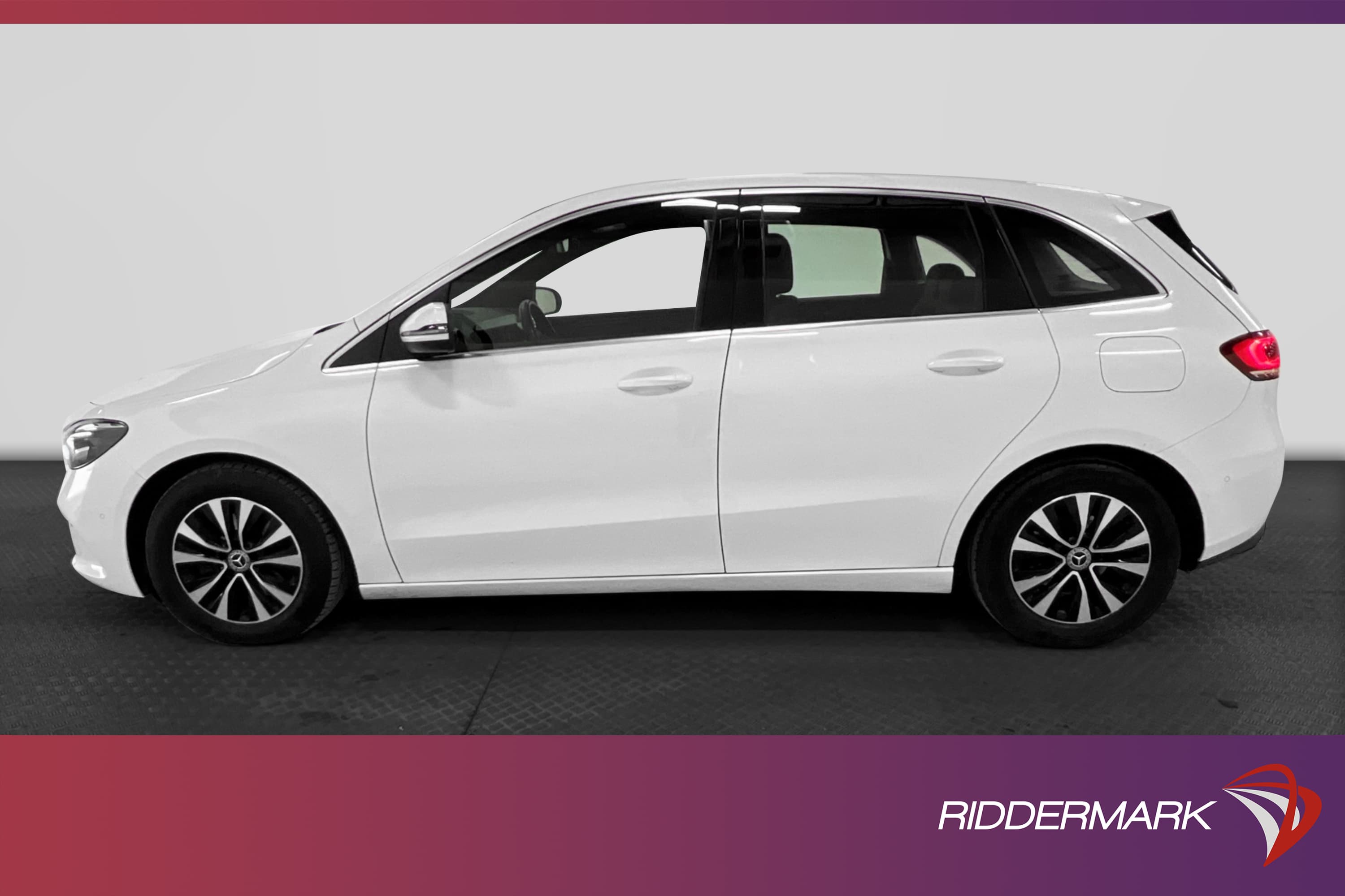 Mercedes-Benz B 200d 150hk