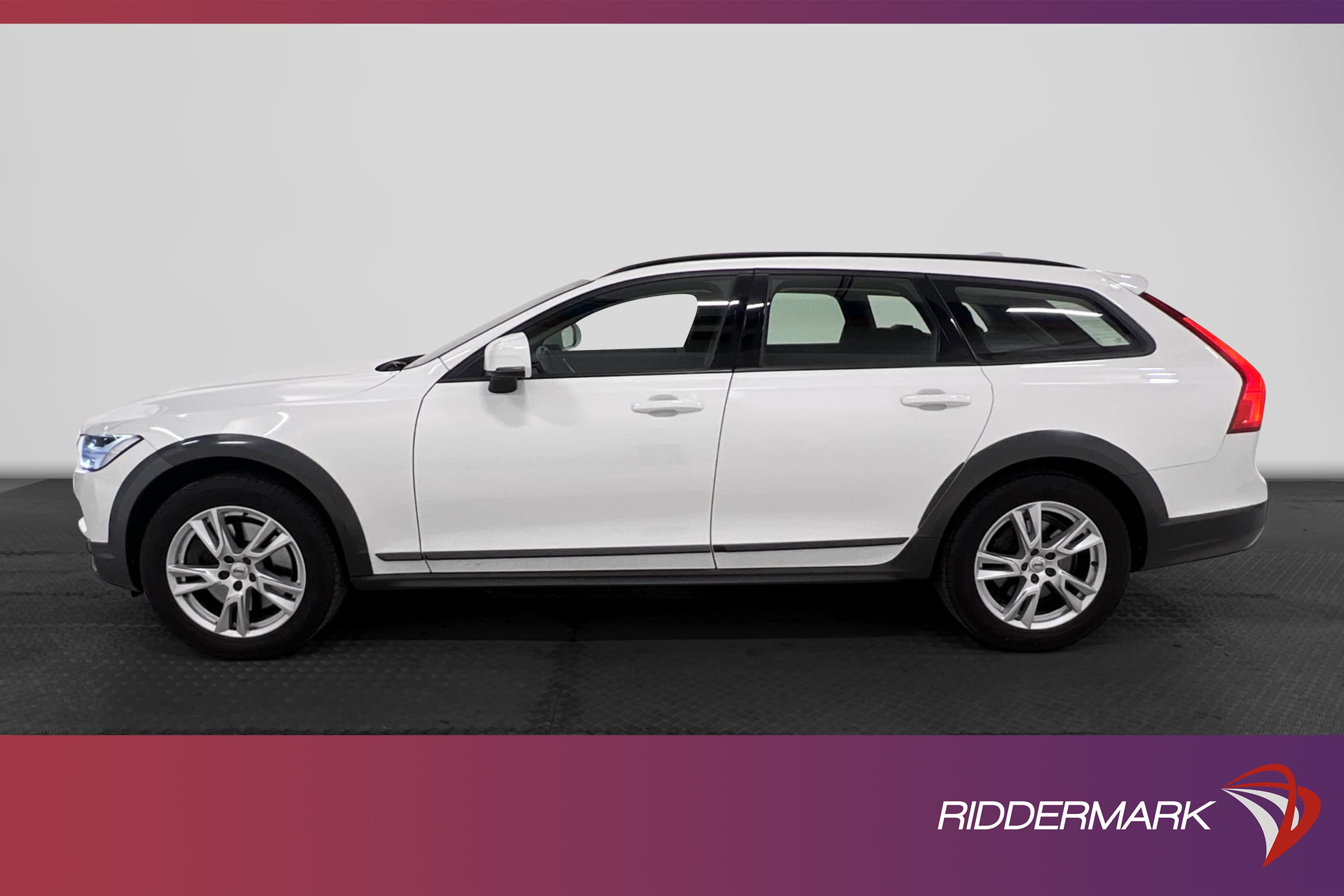 Volvo V90 Cross Country D4 AWD 190hk