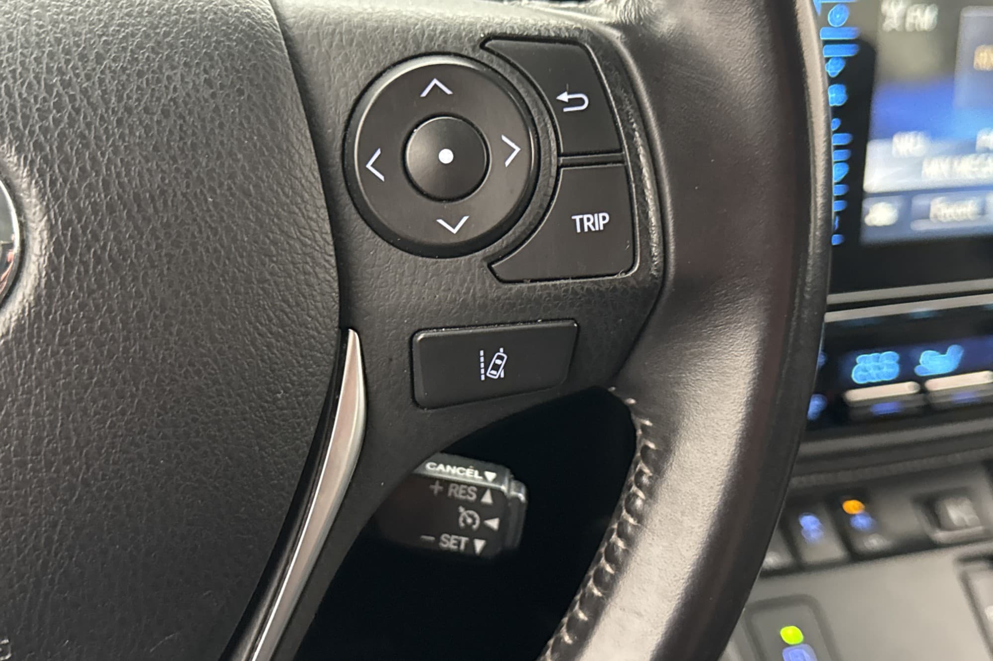 Toyota Auris Touring Sports Hybrid 136hh M&K-Värmare Kamera
