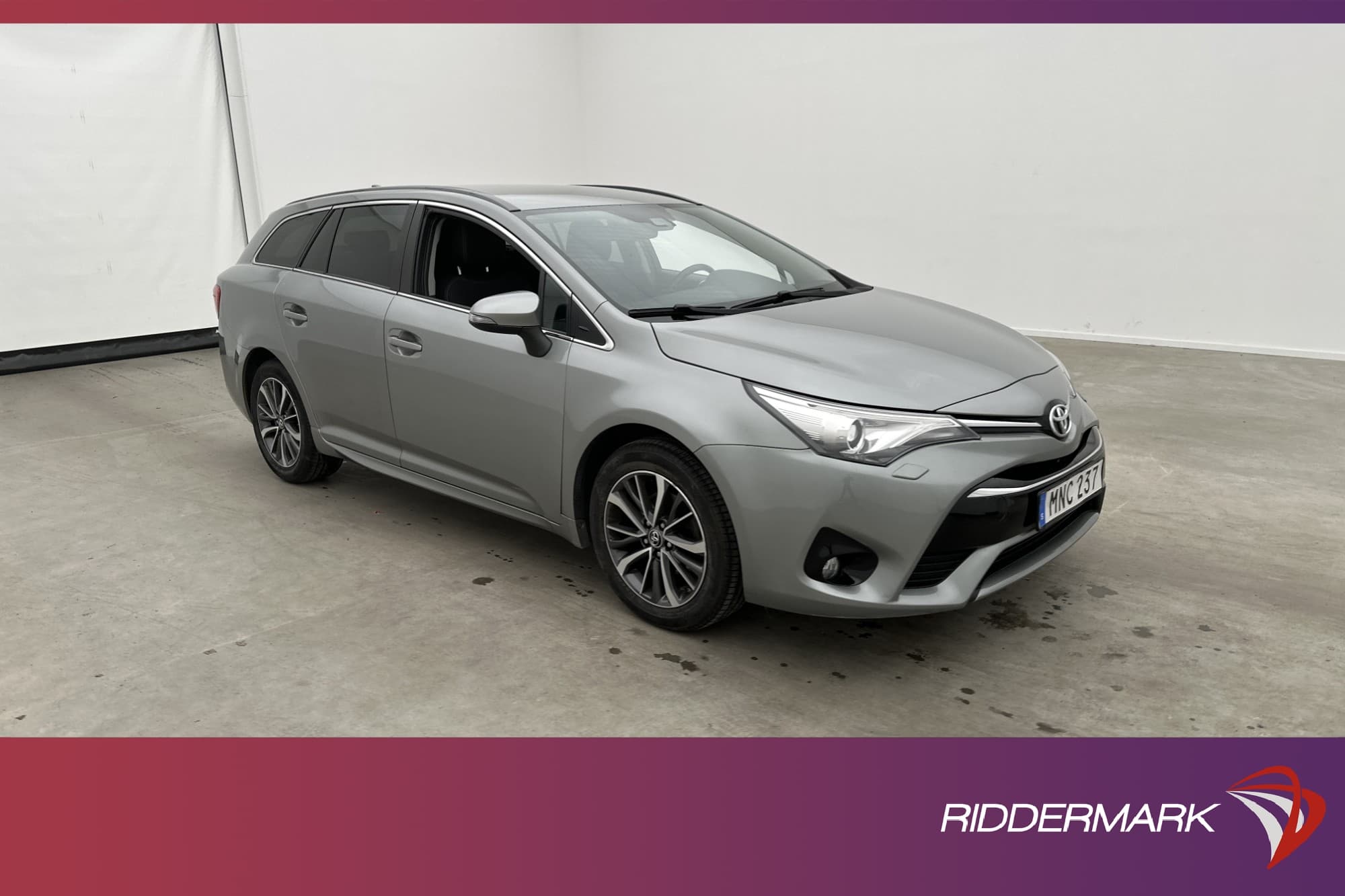 Toyota Avensis Multidrive 147hk