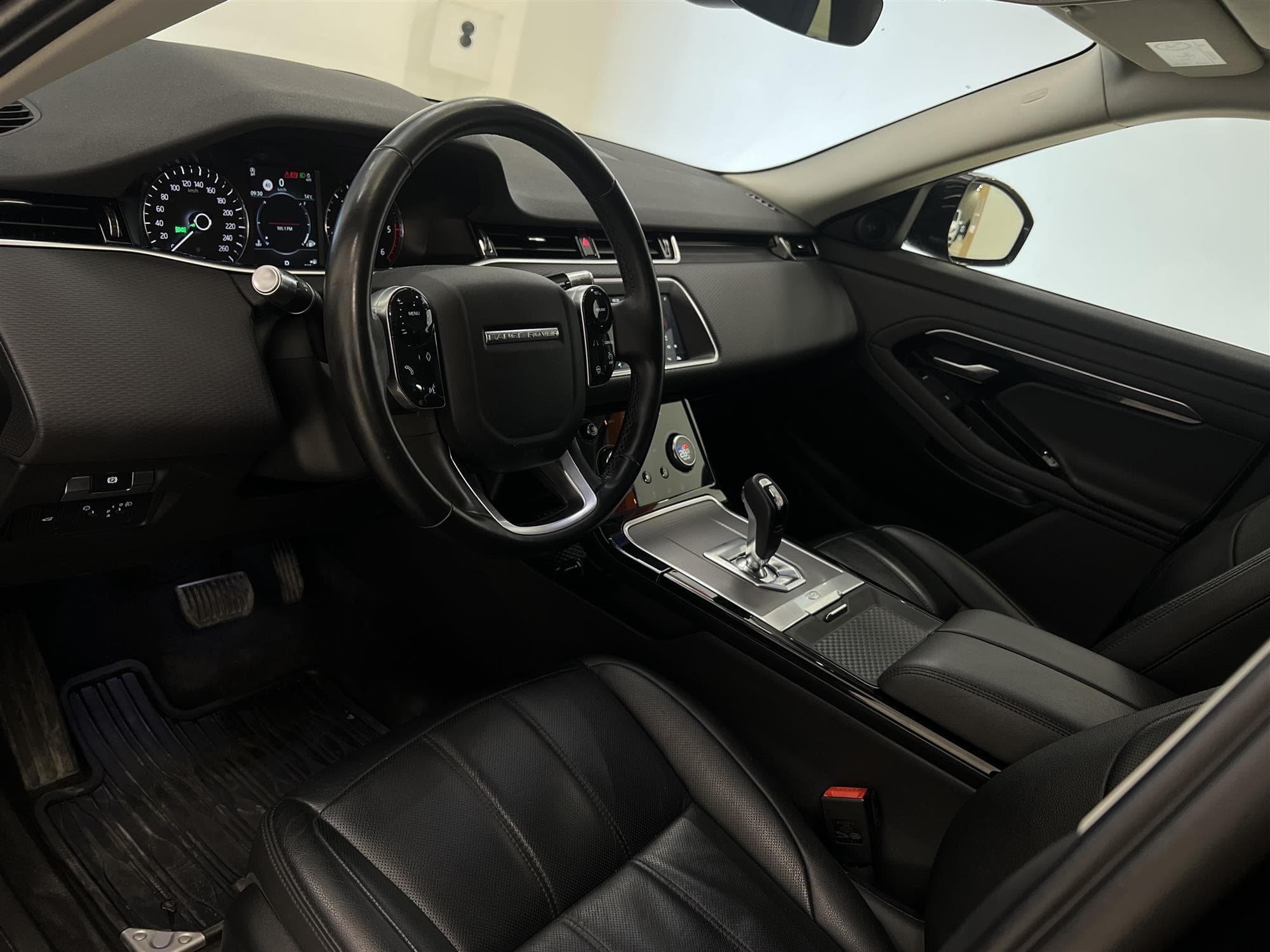 Land Rover Range Rover Evoque D180 MHEV AWD 180hk Navi Cplay