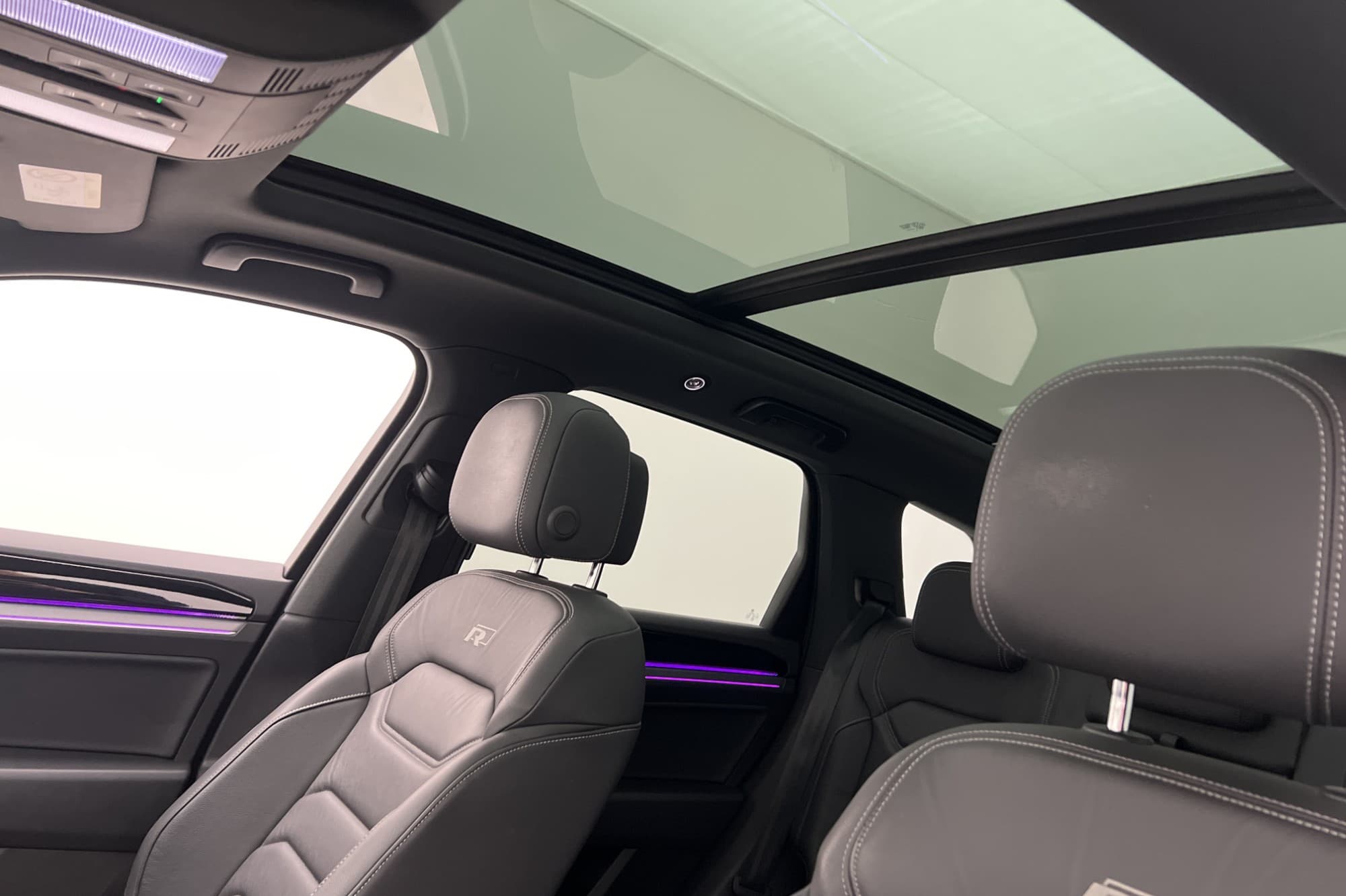 Volkswagen Touareg V6 286hk R-Line Innovation Executive Pano