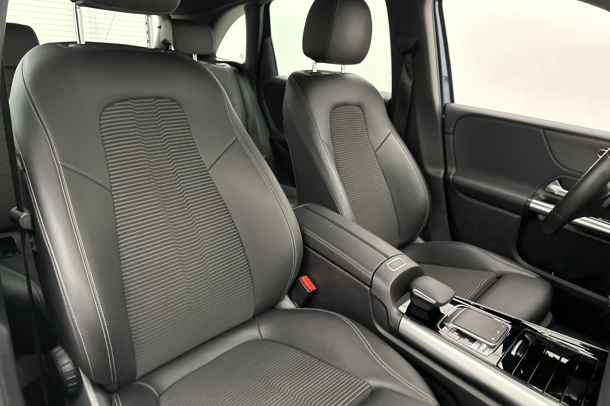 Mercedes-Benz B 180 136hk Widescreen Kamera Navi Halvskinn