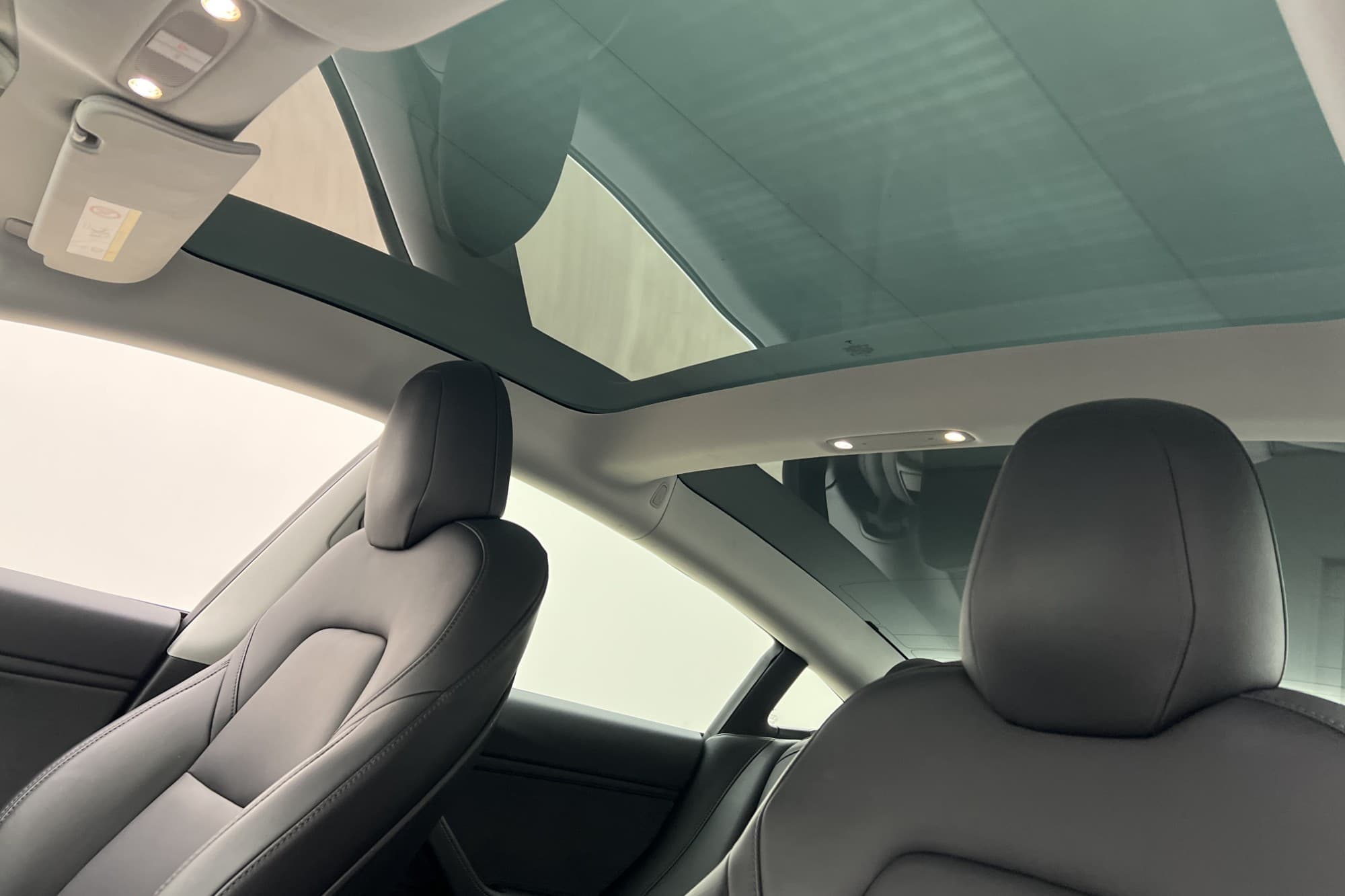 Tesla Model 3 Long Range AWD Autopilot Panorama Svensksåld