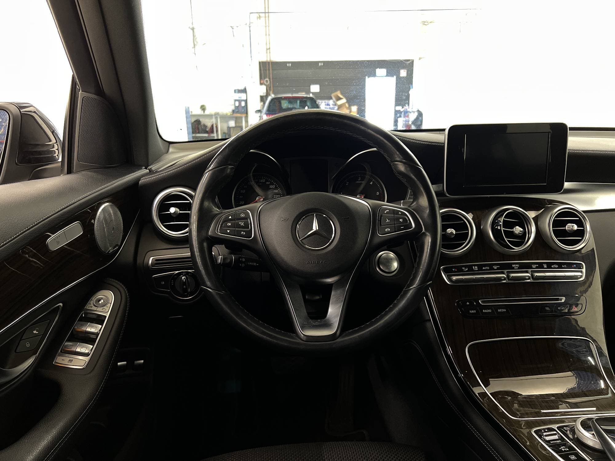 Mercedes-Benz GLC 220 d 4MATIC 9G-Tronic, 170hk, 2016interiör