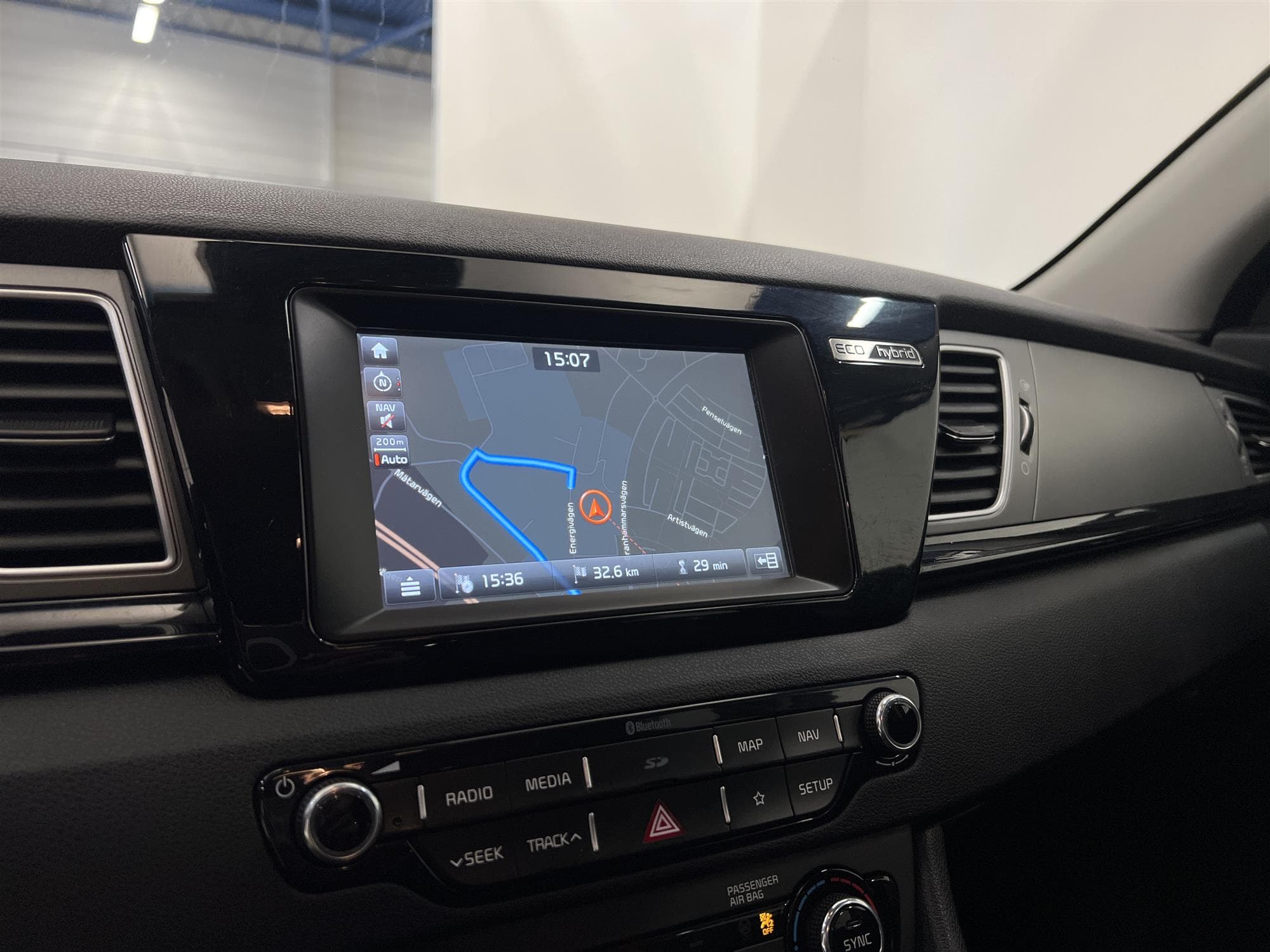Kia Niro Hybrid 141hk M&K-Värmare Navi B-Kamera Carplay
