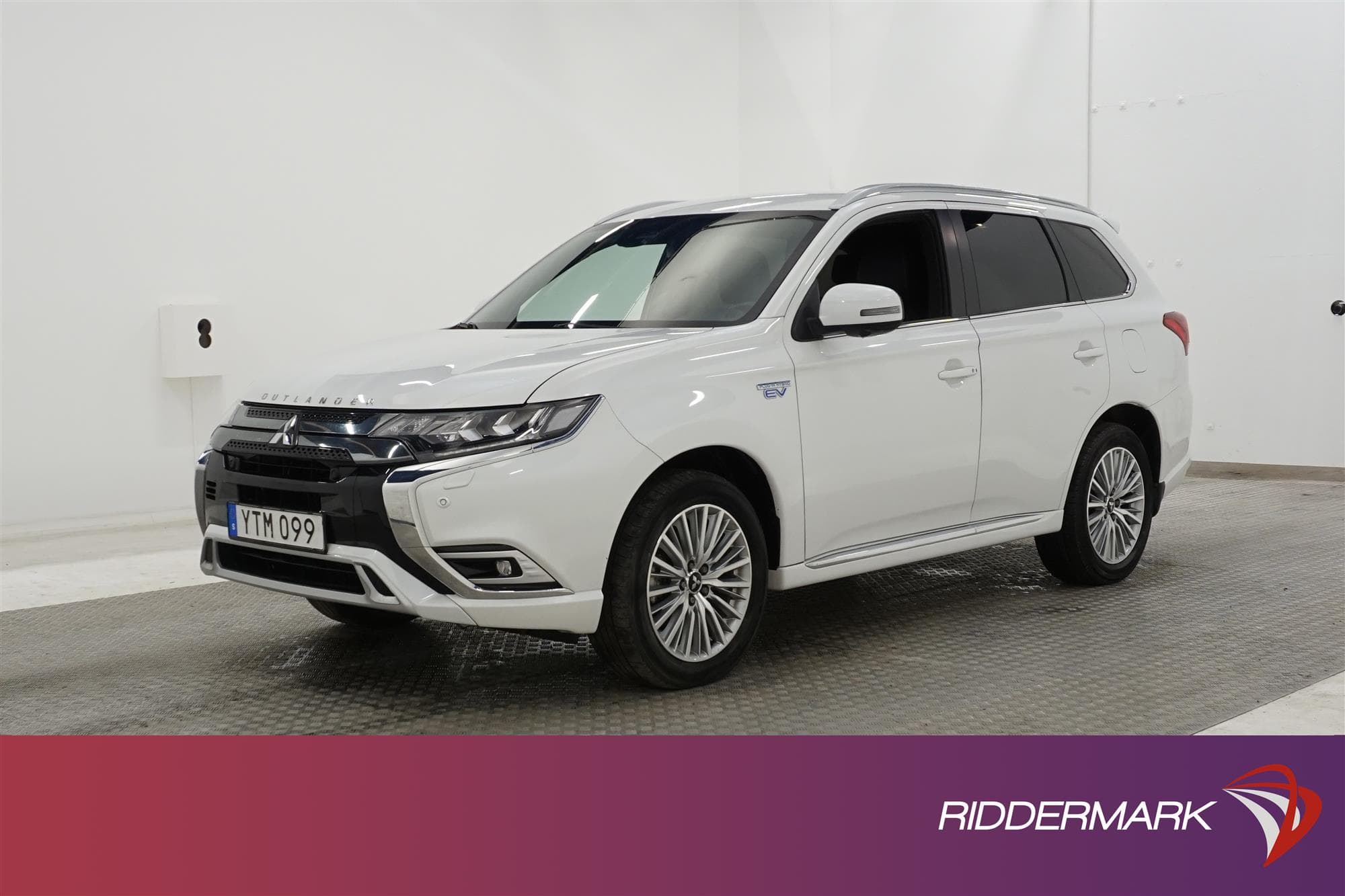 Mitsubishi Outlander PHEV 4WD 230hk