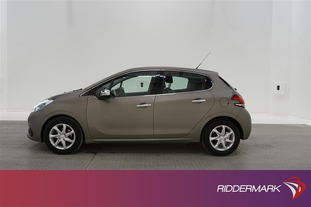 Peugeot 208 PureTech 82hk
