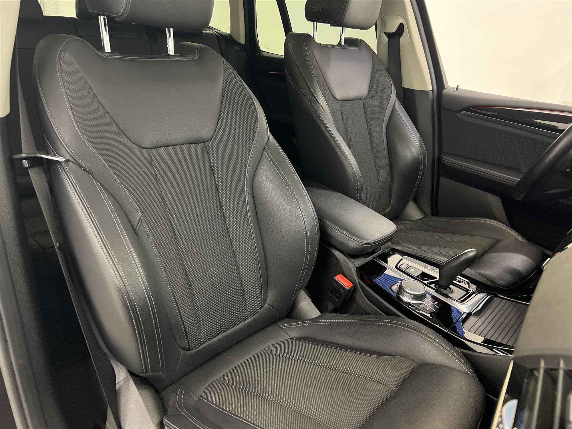 BMW X3 xDrive20d Steptronic 190hk Navi Drag Display Key