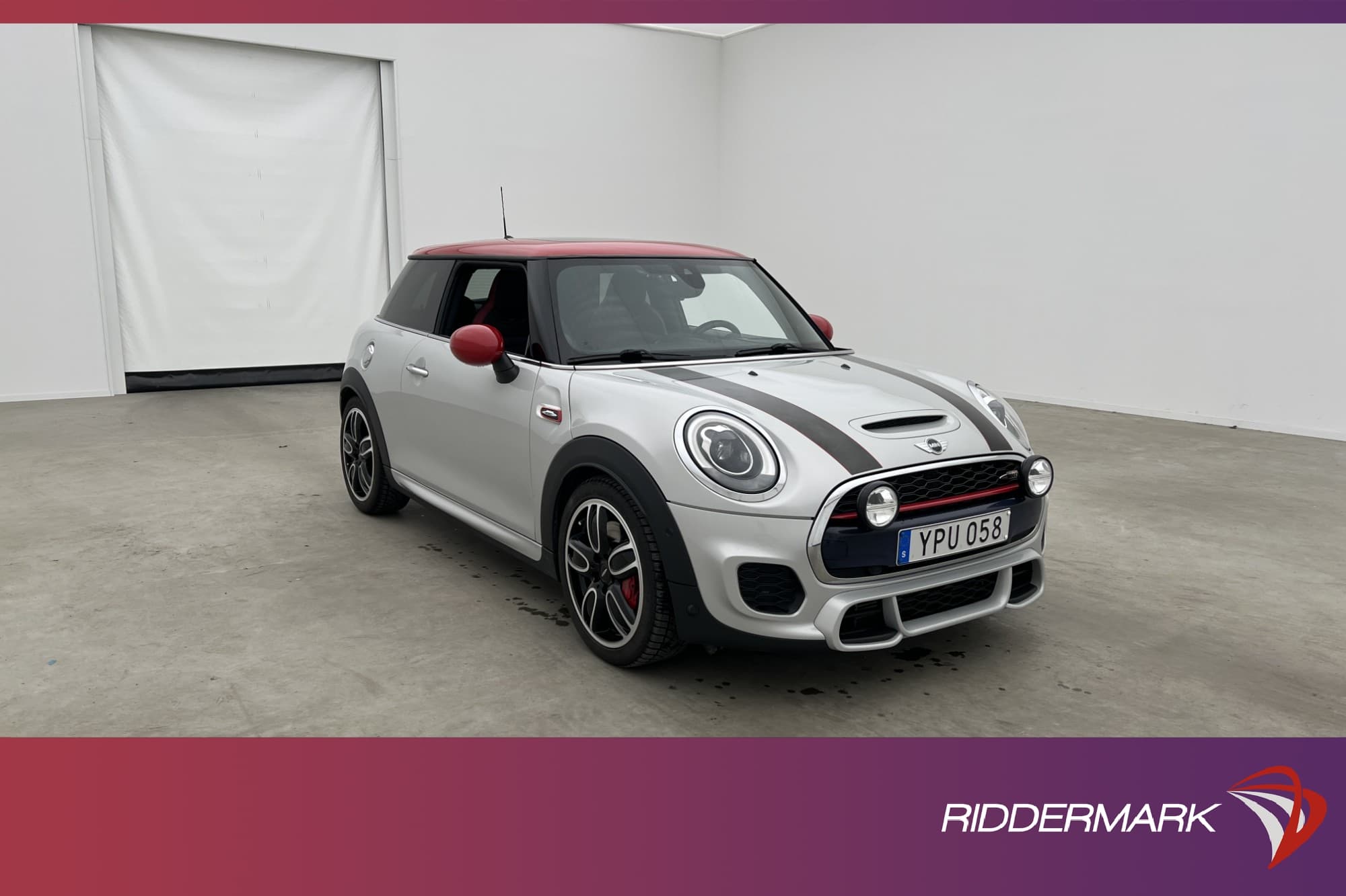 MINI John Cooper Works 231hk