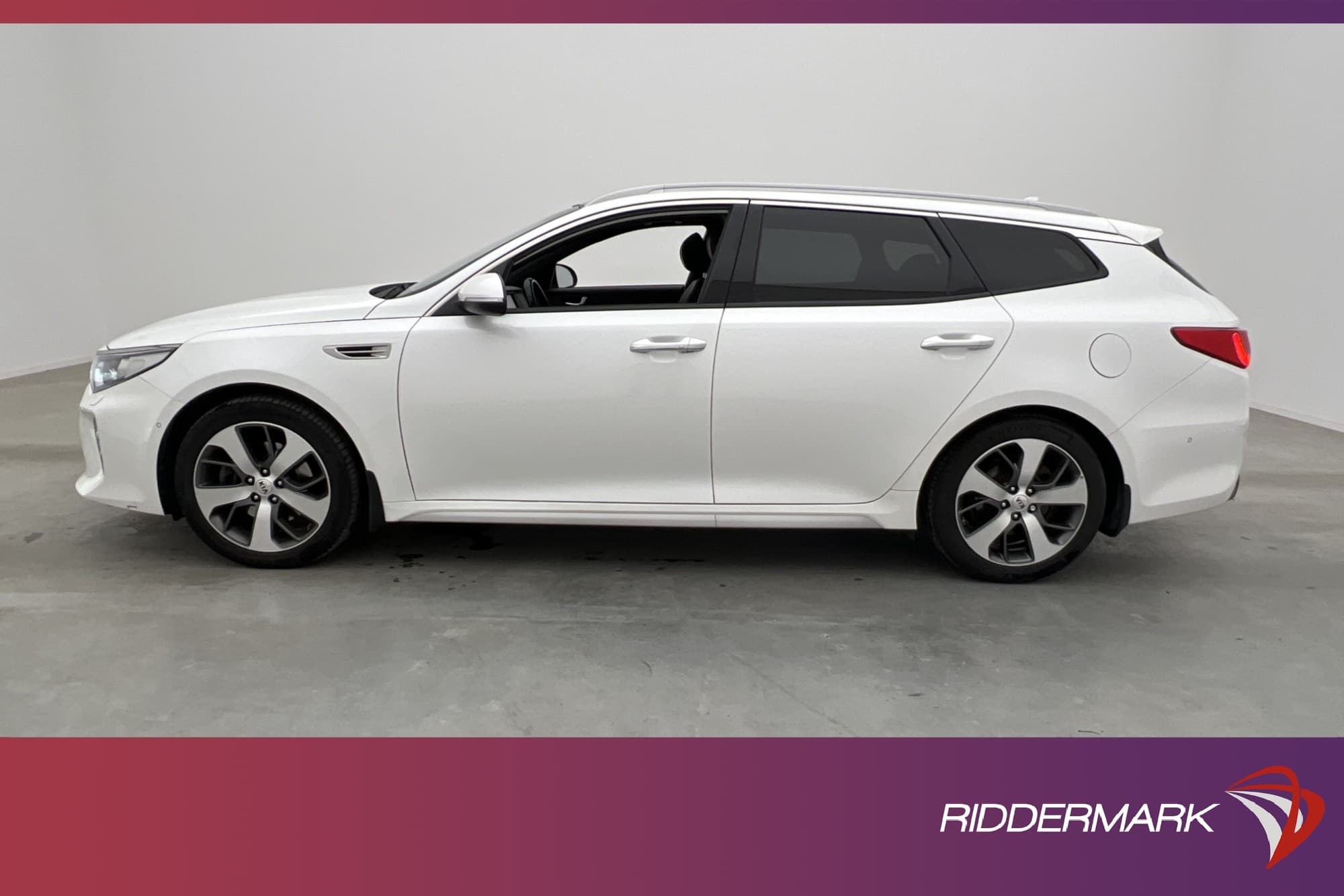 Kia Optima 1.7 141hk