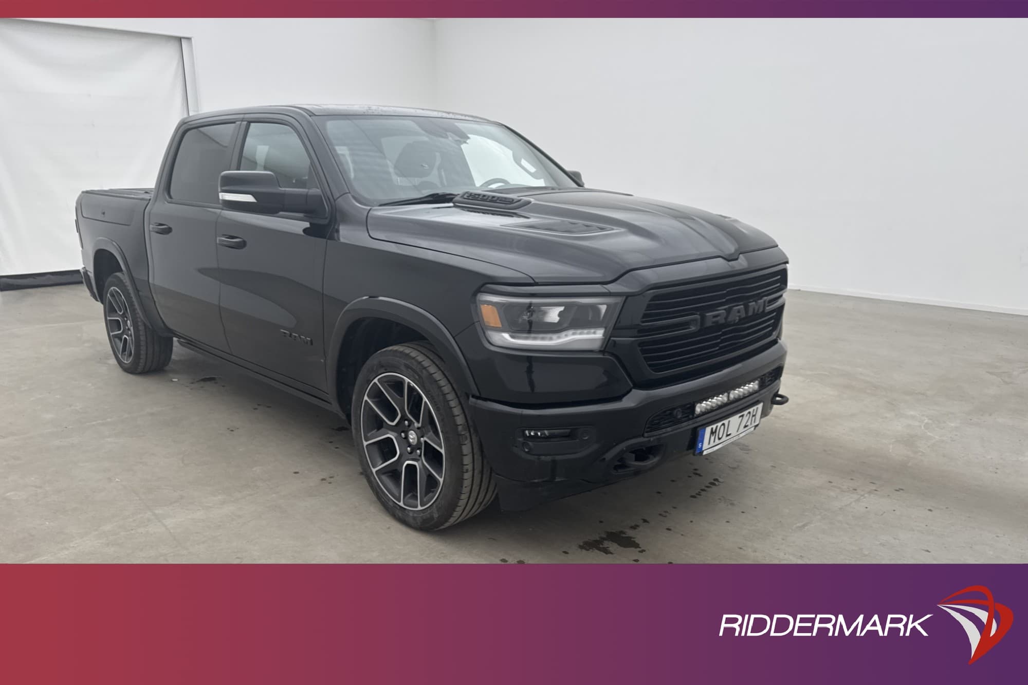 Dodge RAM Laramie Night 5.7