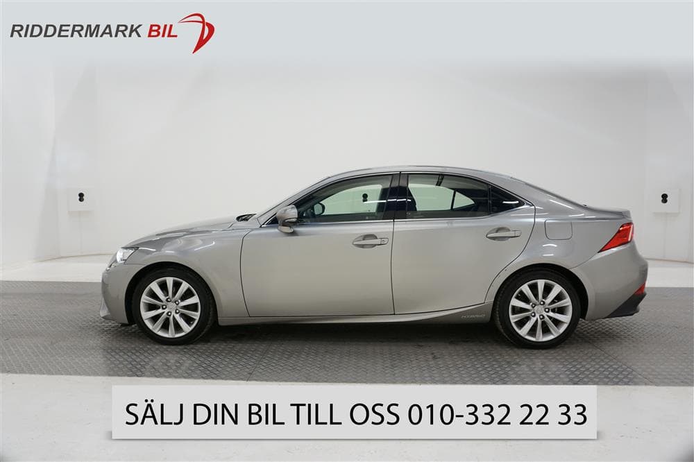 Lexus IS 300h 181hk