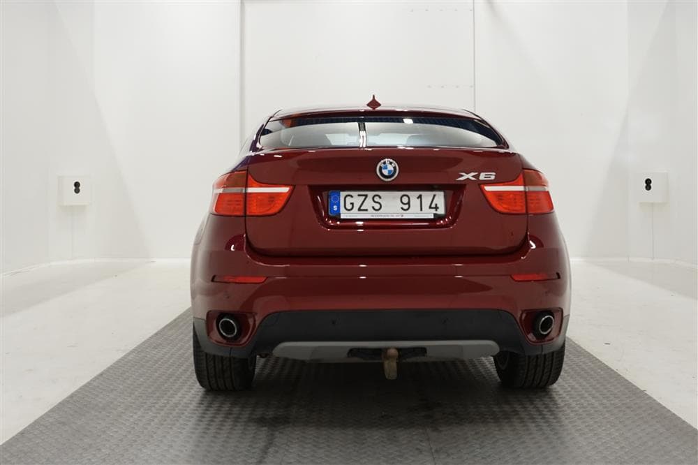 BMW X6 30d E71 235hk Skinn HuD T-lucka B-kam Drag Nyservadexteriör