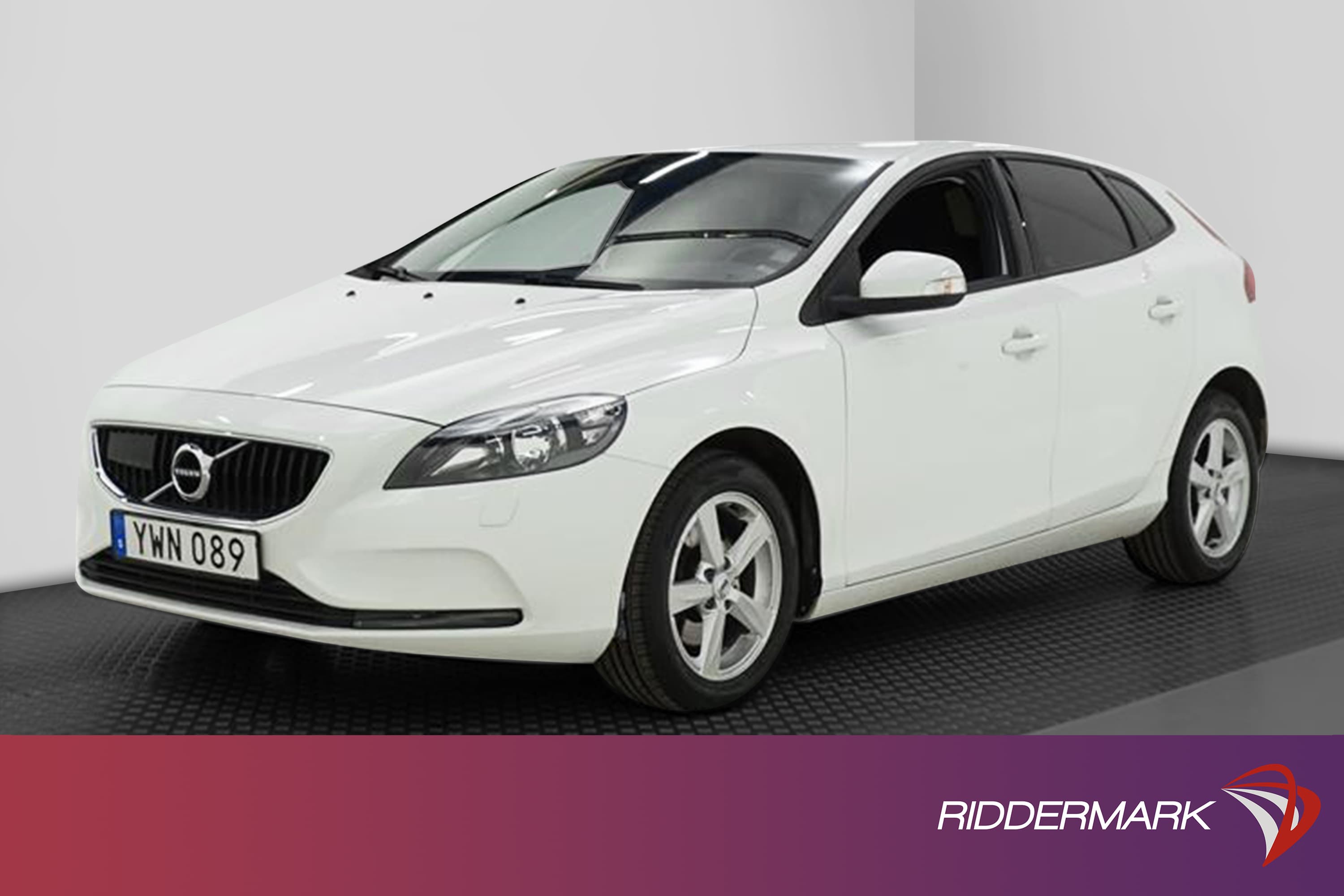 Volvo V40 T3 152hk  Voc Drag B-Värm Adaptiv Lane Assist PDC exteriör