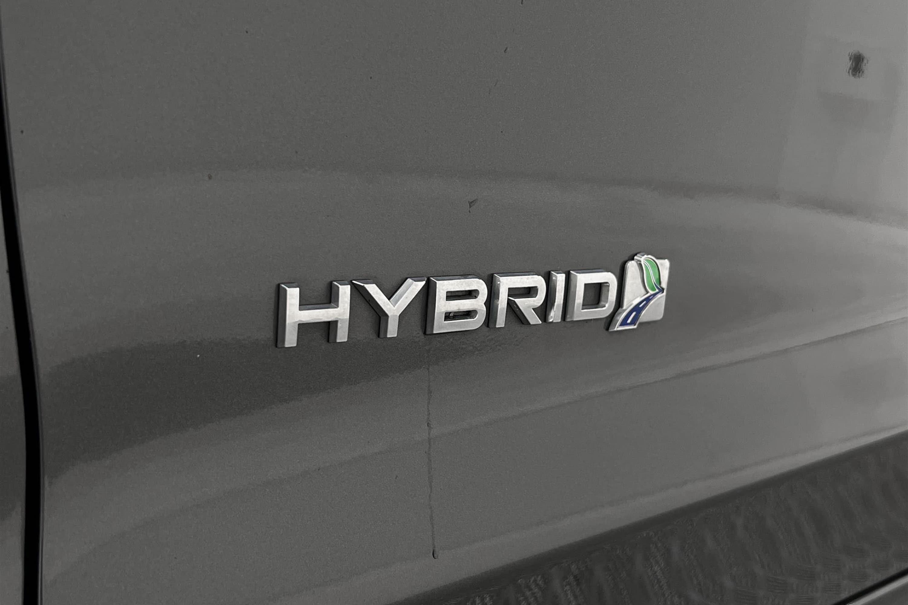 Ford Mondeo Hybrid e-CVT 187hk Keyless Helskinn 0,5L/mil