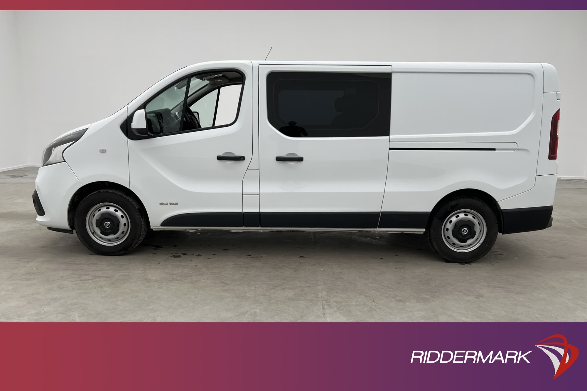 Nissan NV300 CrewVan