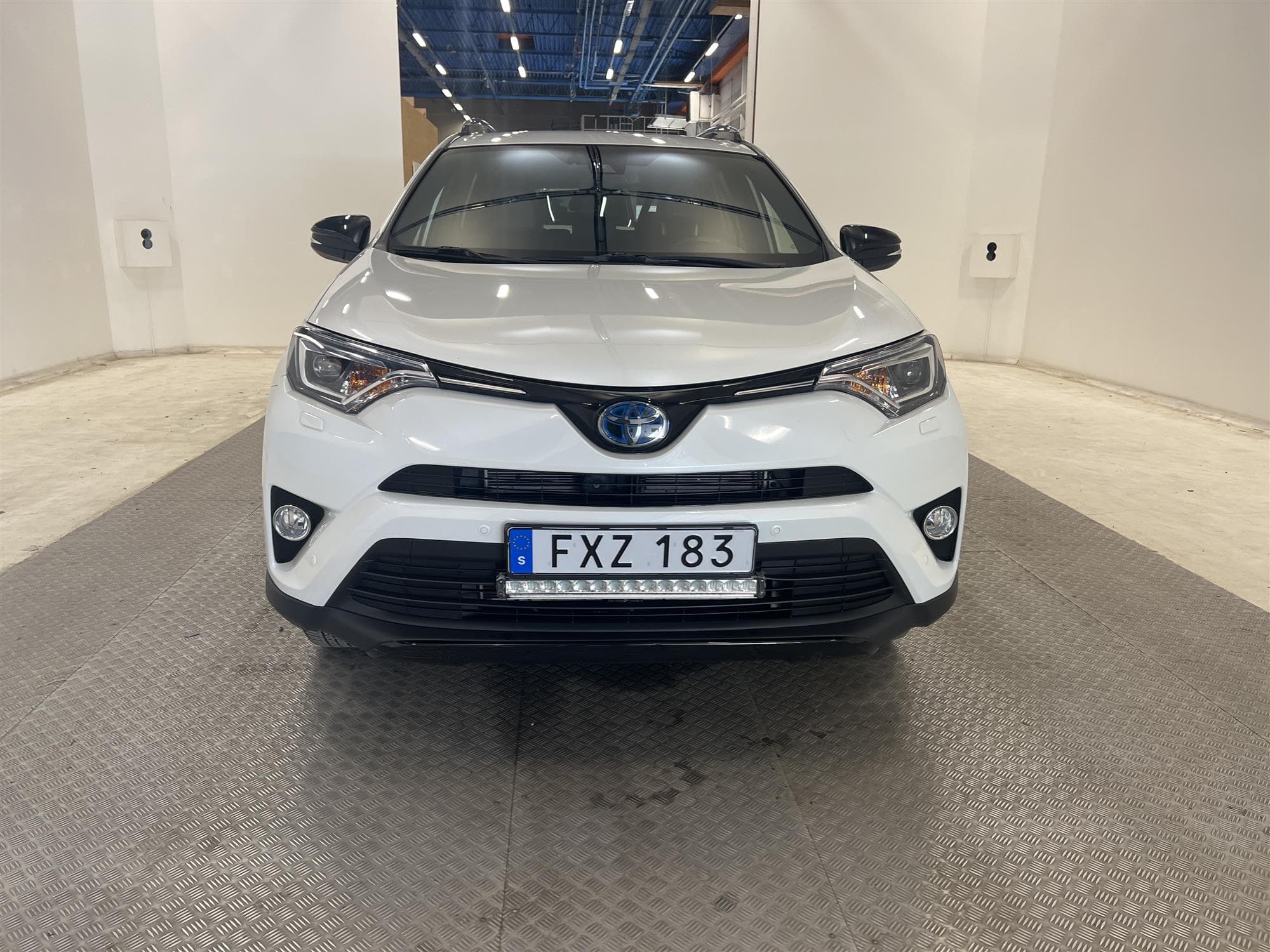 Toyota RAV4 Hybrid 2.5 AWD 197hk 1 Bruk Drag B-Kam Keyless 