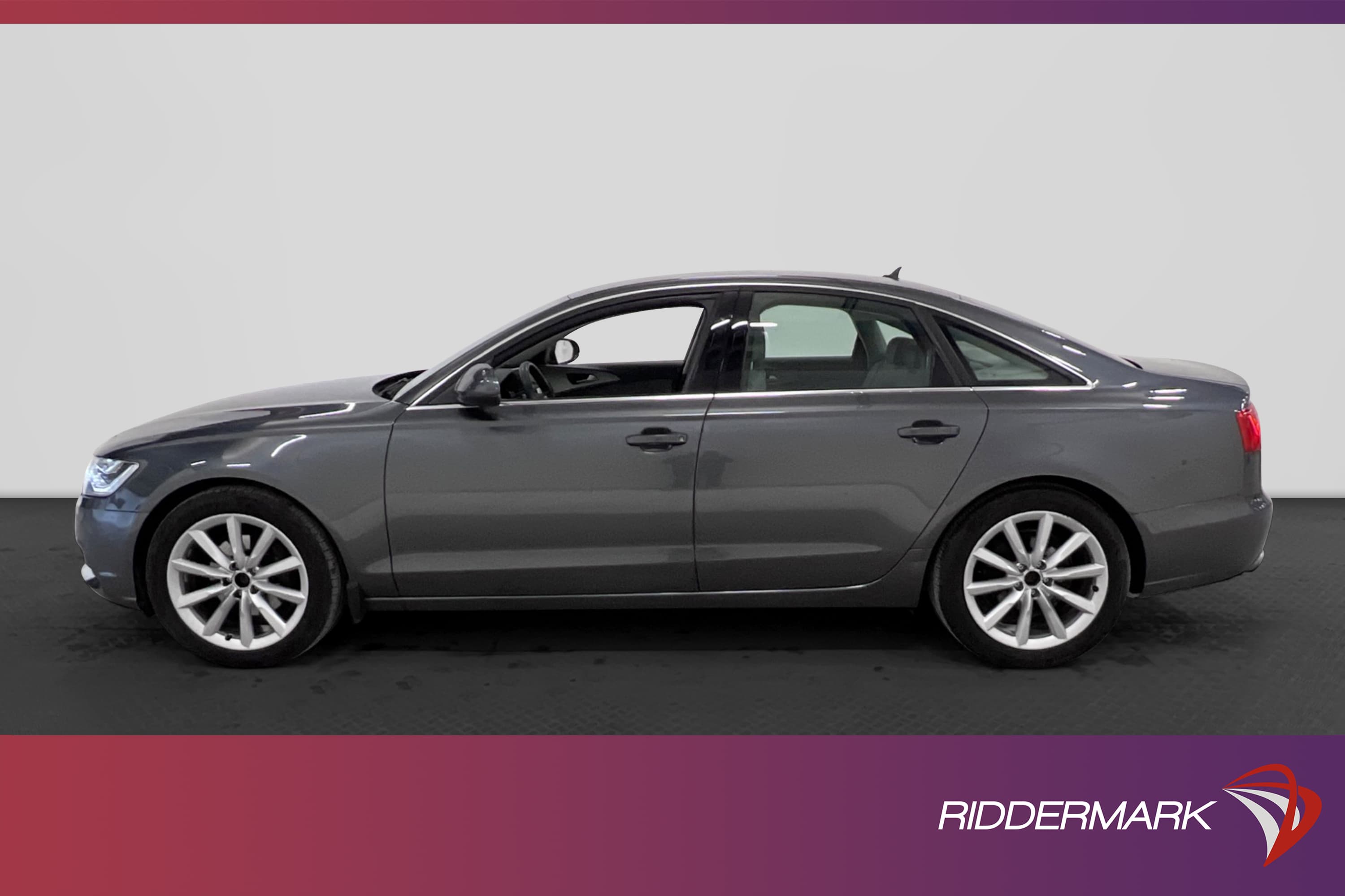 Audi A6 Sedan