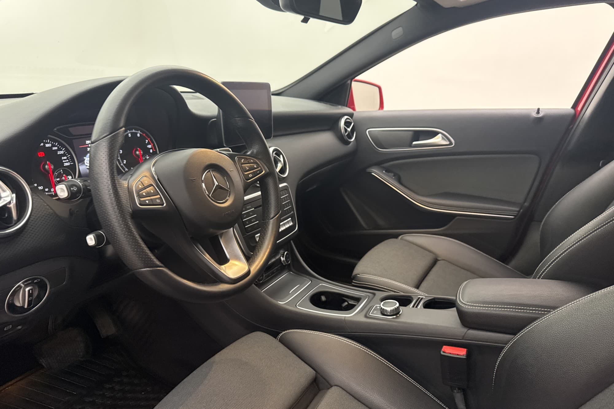 Mercedes-Benz A 180 AMG Keyless Kamera