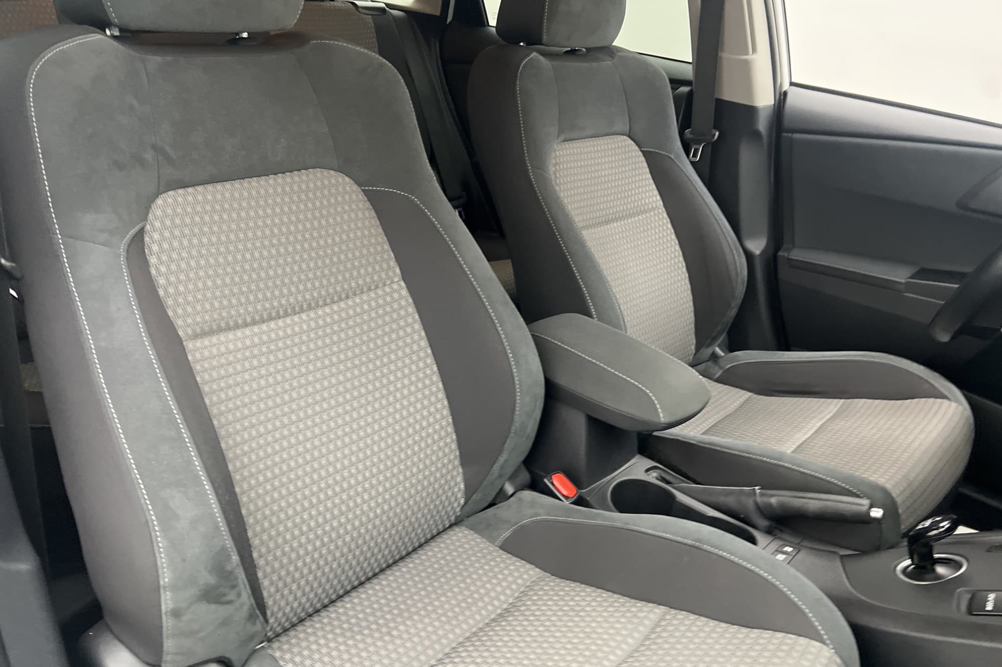 Toyota Auris Touring Hybrid 136hk Intense Edition Kamera