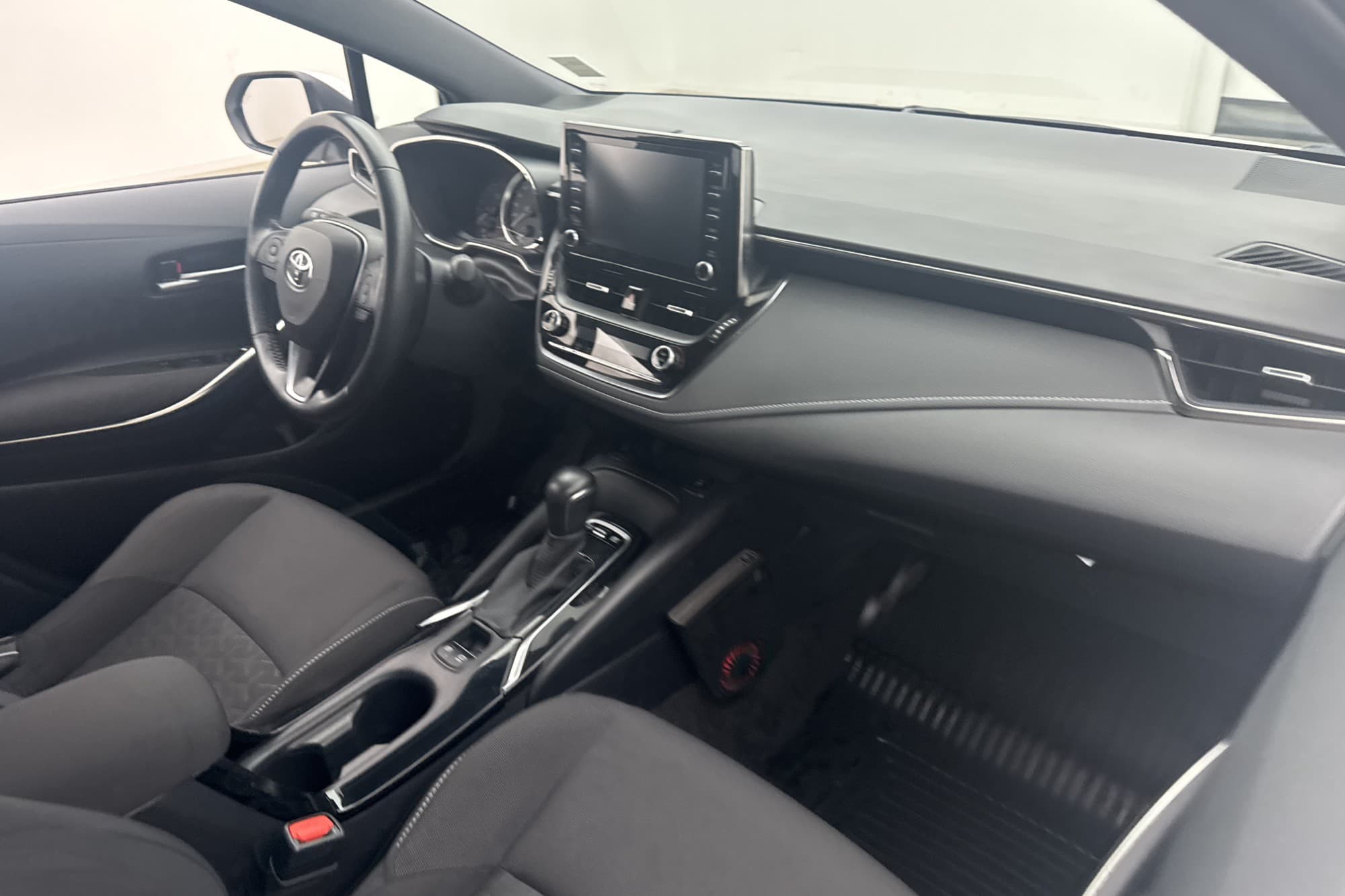 Toyota Corolla Hybrid e-CVT 122hk Active B-kam M&K-värm MOMS