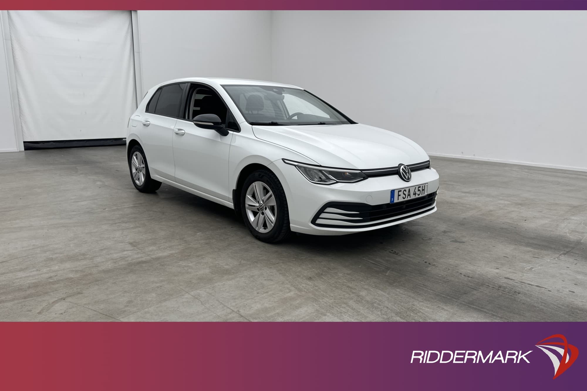 Volkswagen Golf eTSI 150hk