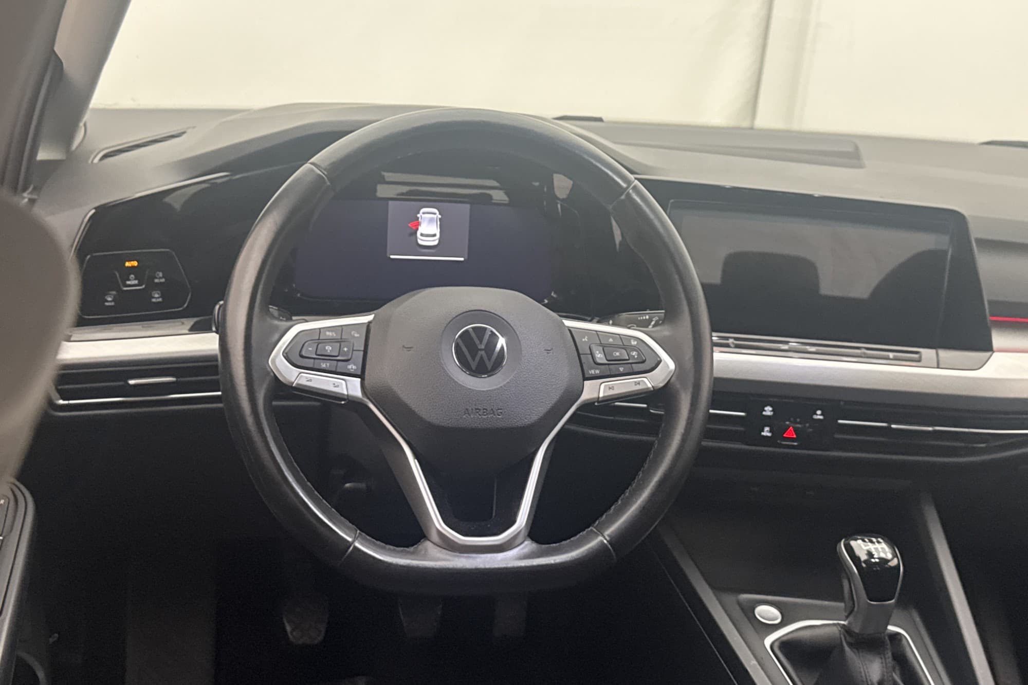 Volkswagen Golf 2.0 TDI 116hk LED-Ramp Navi CarPlay Sensorer