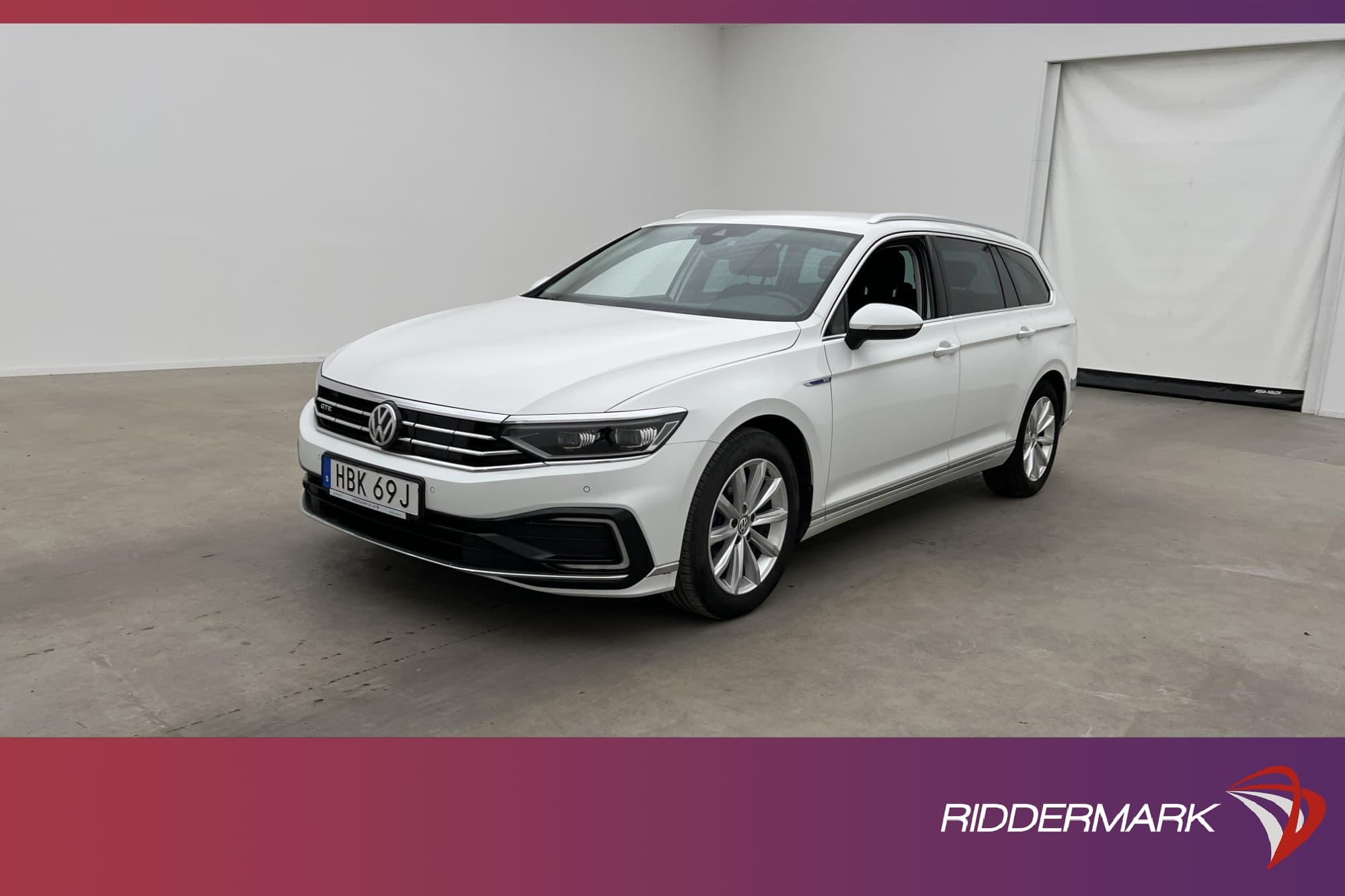 Volkswagen Passat GTE 218hk
