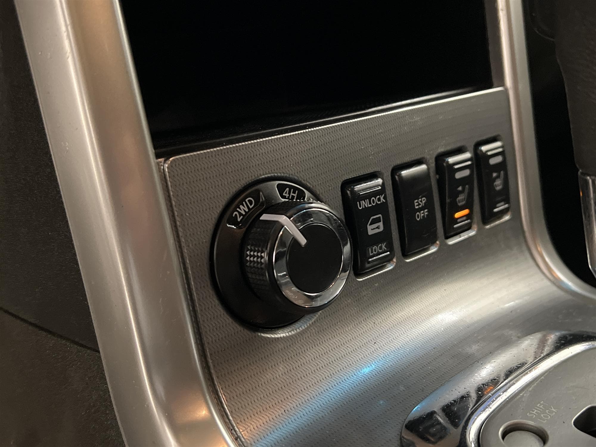 Nissan Navara 2.5dCi Automat 4x4 190hk Diff Dragkrok Moms 