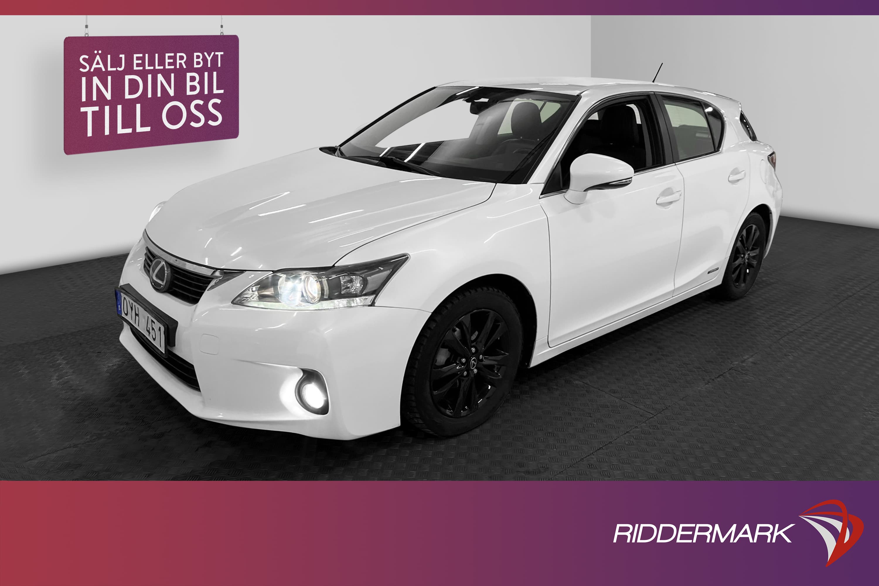 Lexus CT 200h 1.8 CVT 136hk