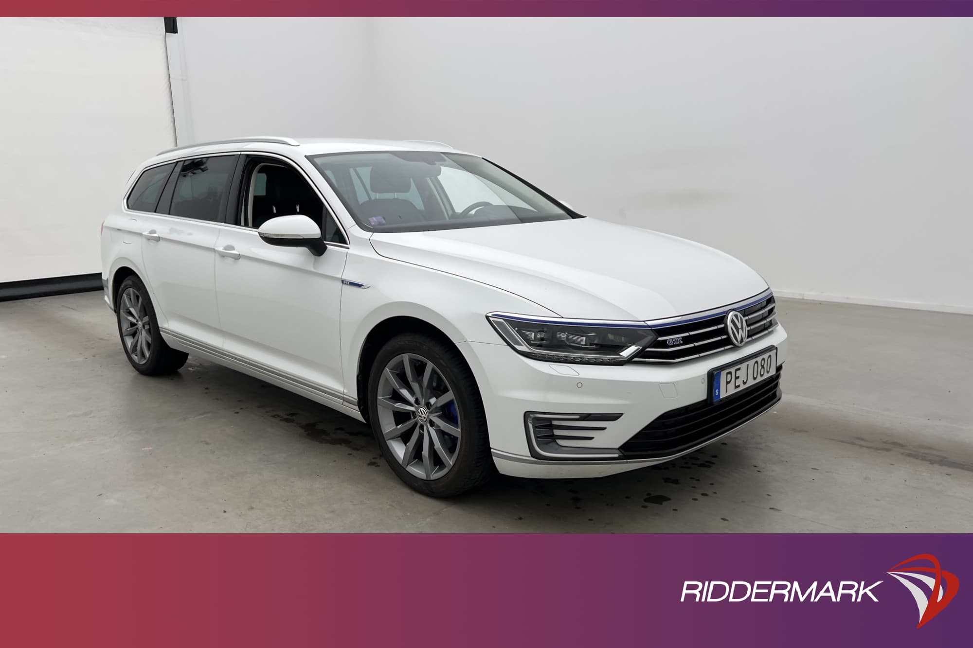 Volkswagen Passat GTE 218hk