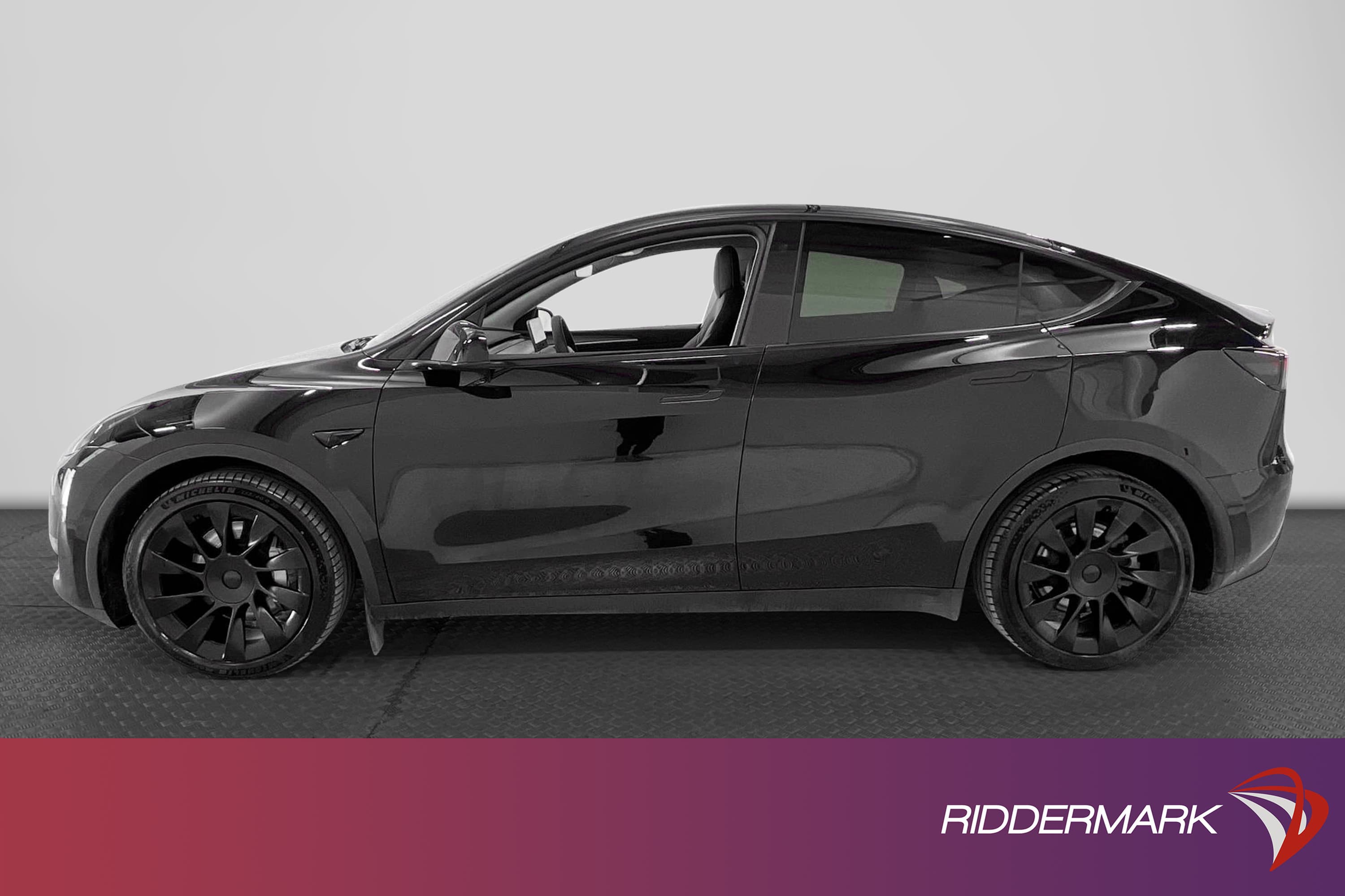 Tesla Model Y Long Range AWD 345hk