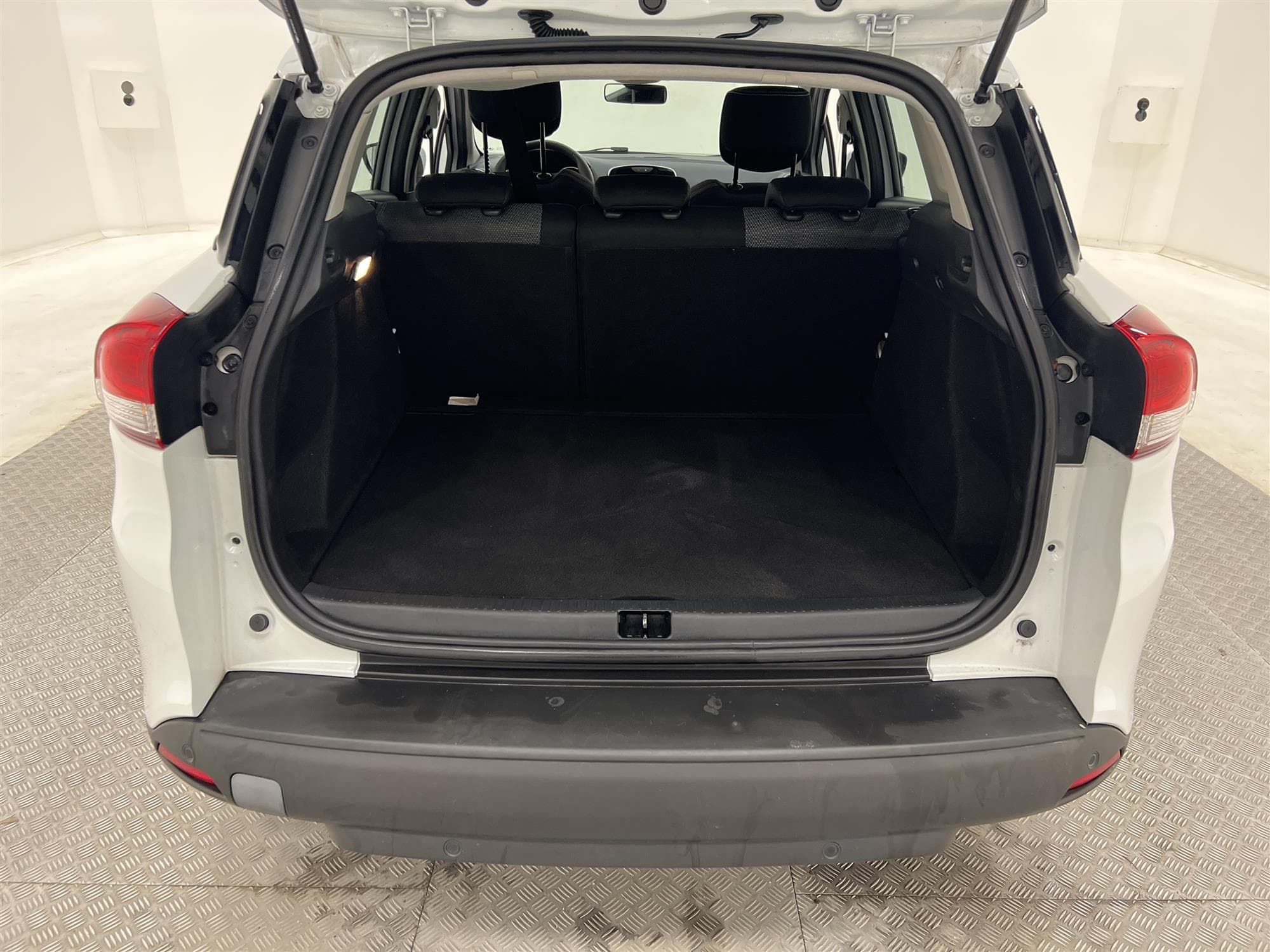 Renault Clio Sport Tourer 0.9 TCe 90hk Navi PDC 0,47L/mil