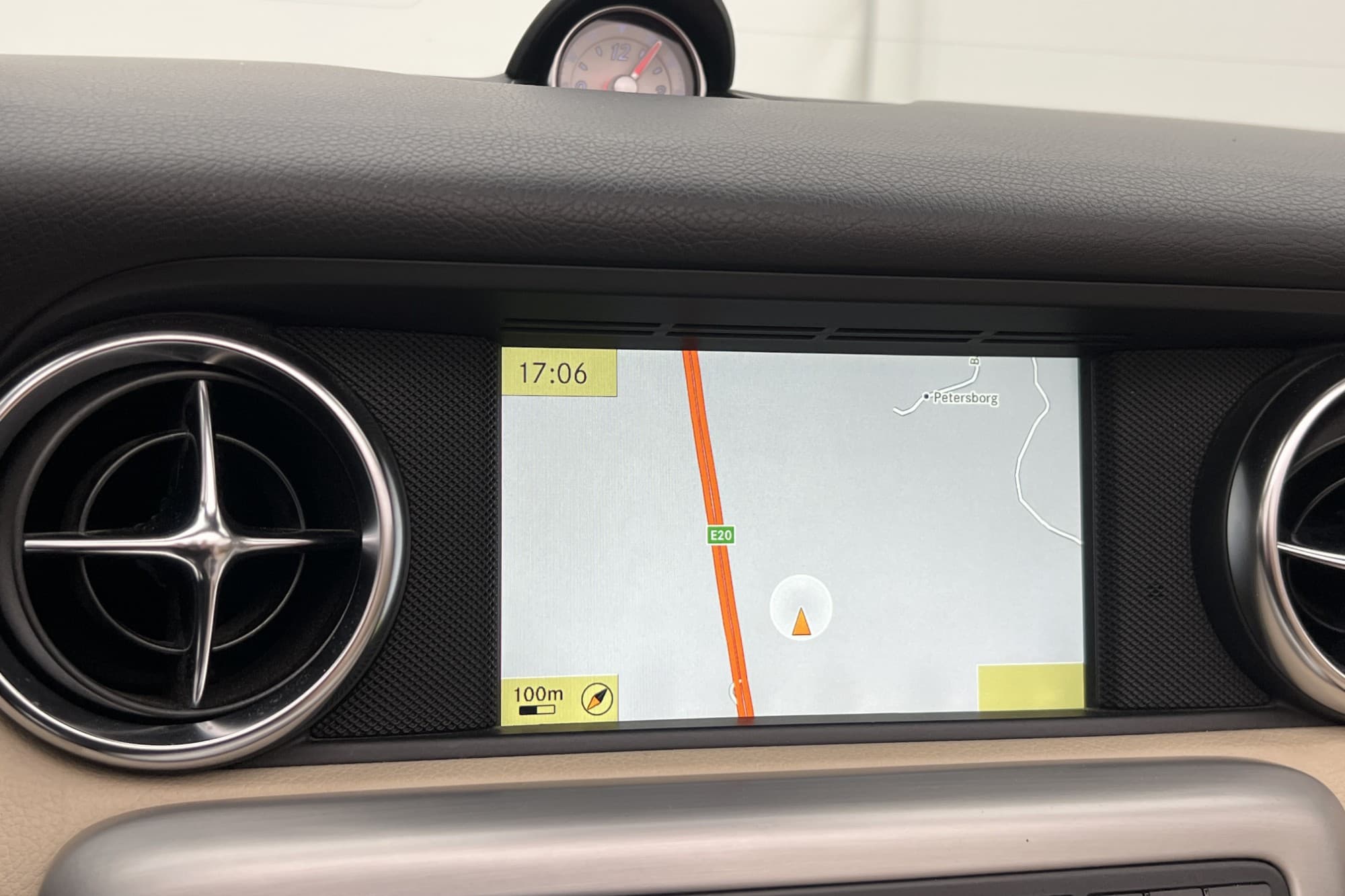 Mercedes-Benz SLK 200 Roadster 184hk Skinnklädsel Navigation