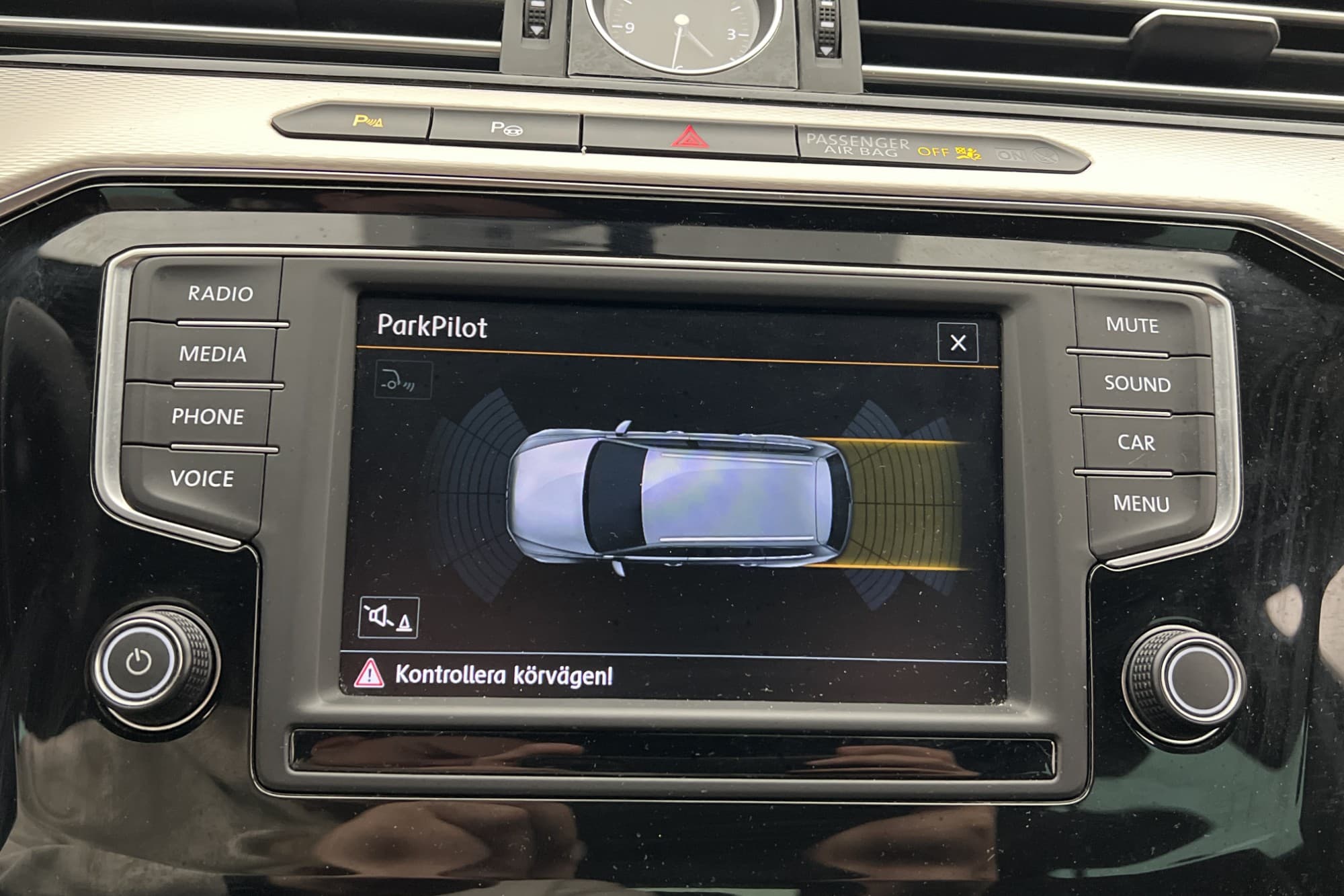 Volkswagen Passat Alltrack 2.0 TDI 4M 190hk CarPlay Dragkrok