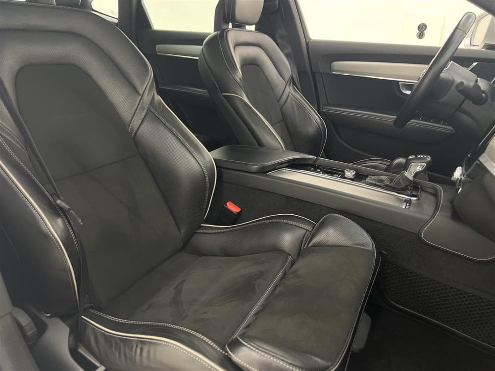 Volvo S90 D4 190hk AWD R-Design T-lucka D-Värm VOC 0,47l/milinteriör