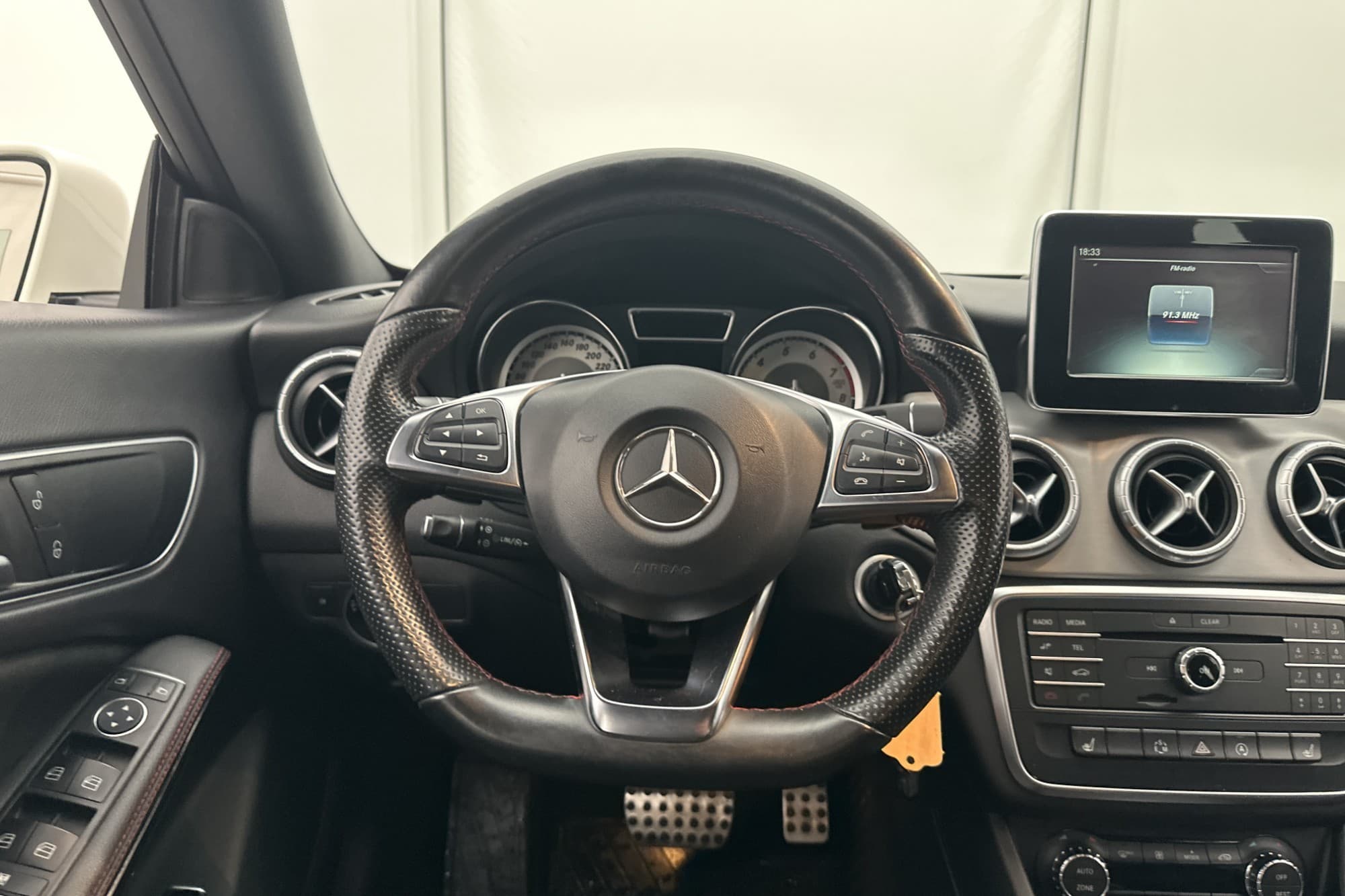 Mercedes-Benz CLA 250 Coupé 4Matic 211hk AMG Halvskinn