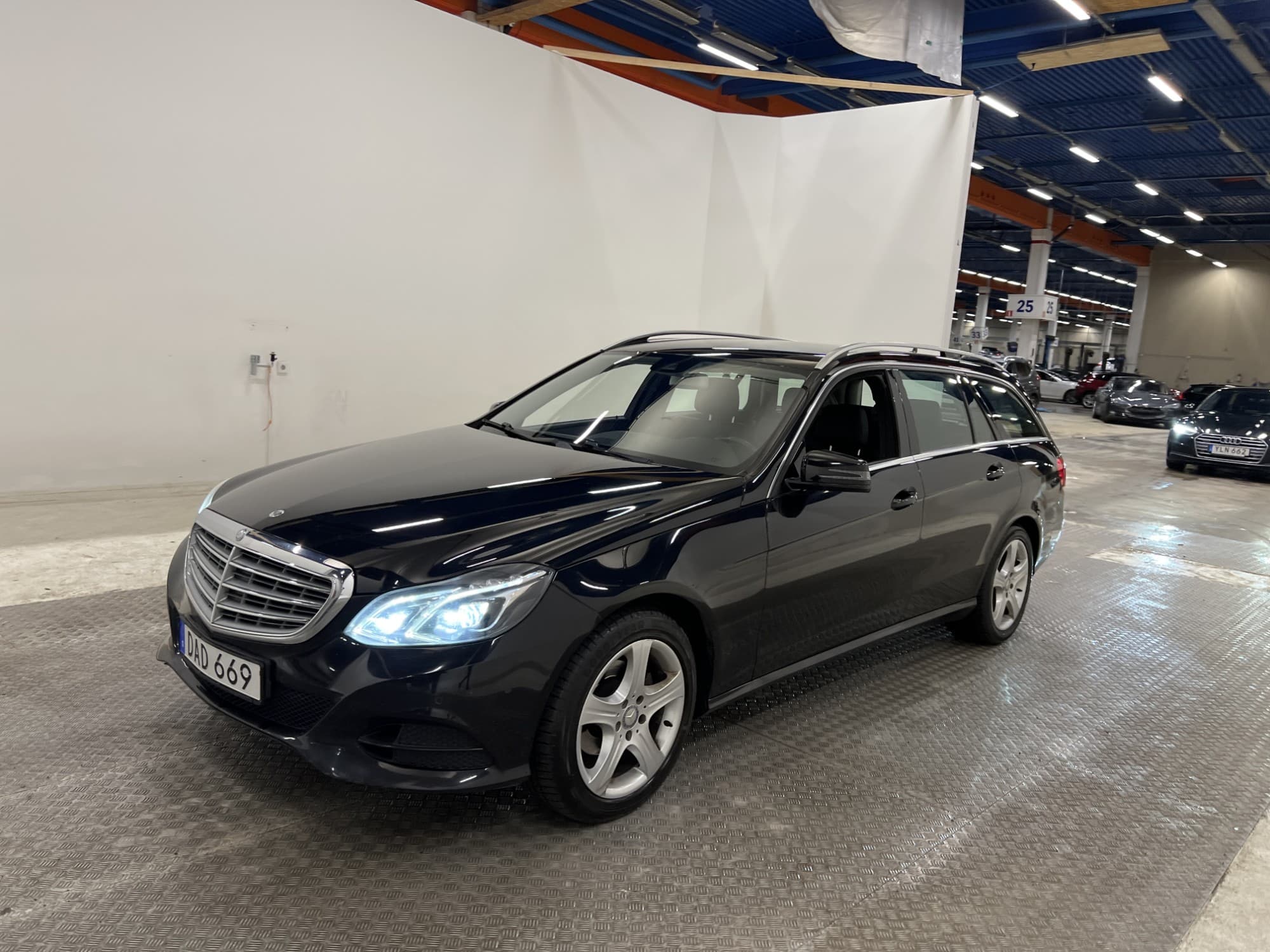 Mercedes-Benz E 220 170hk