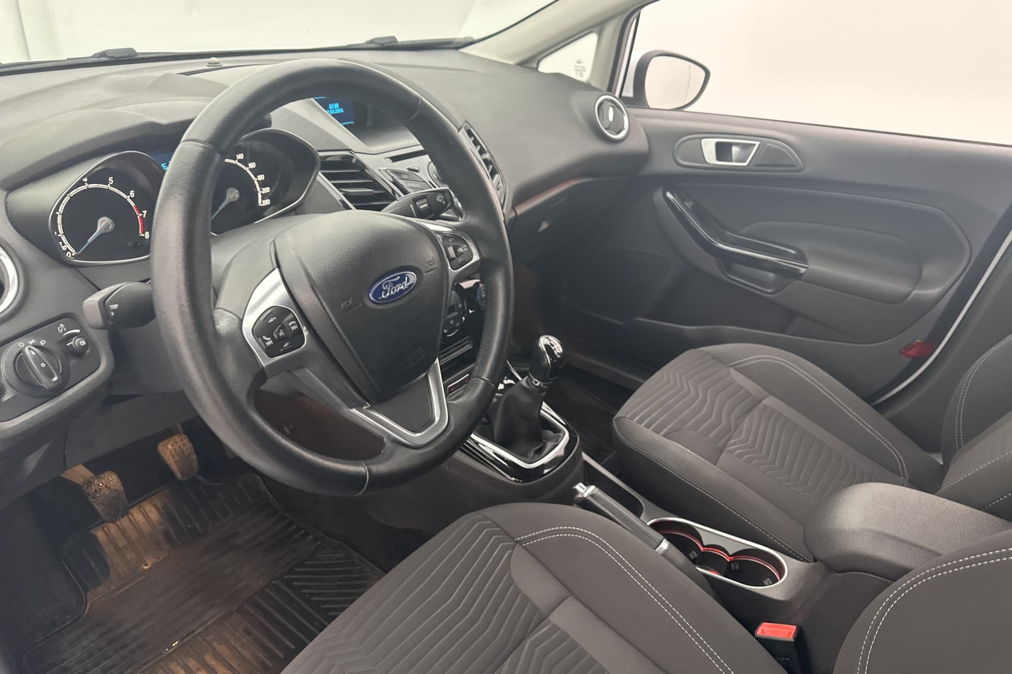 Ford Fiesta 1.0 80hk Titanium Sensorer Farthållare 0.46l/mil