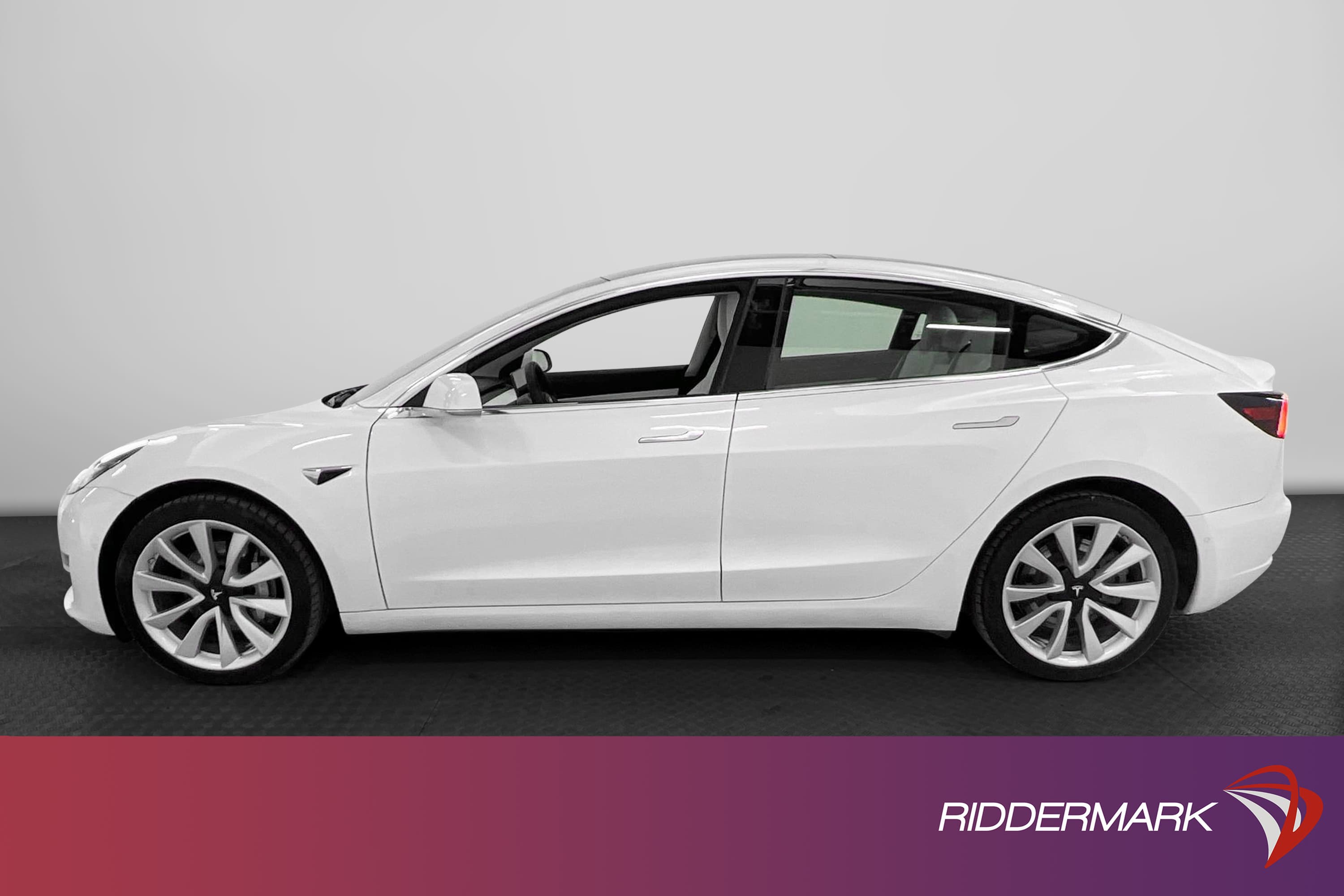 Tesla Model 3 Long Range AWD 440hk