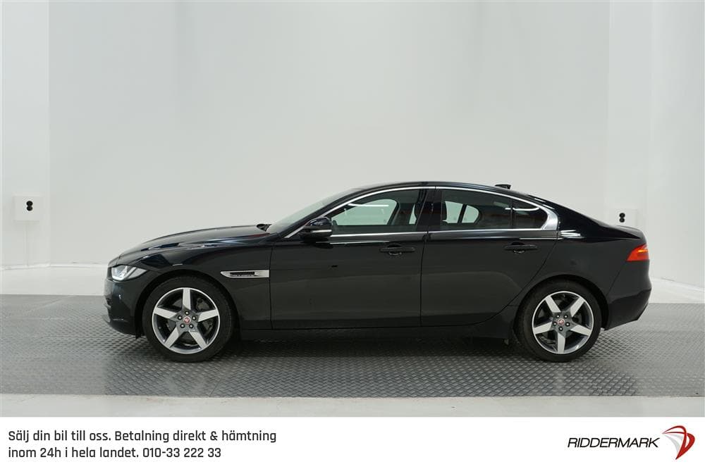 Jaguar XE 2.0D AWD 180hk Prestige  D-Värm