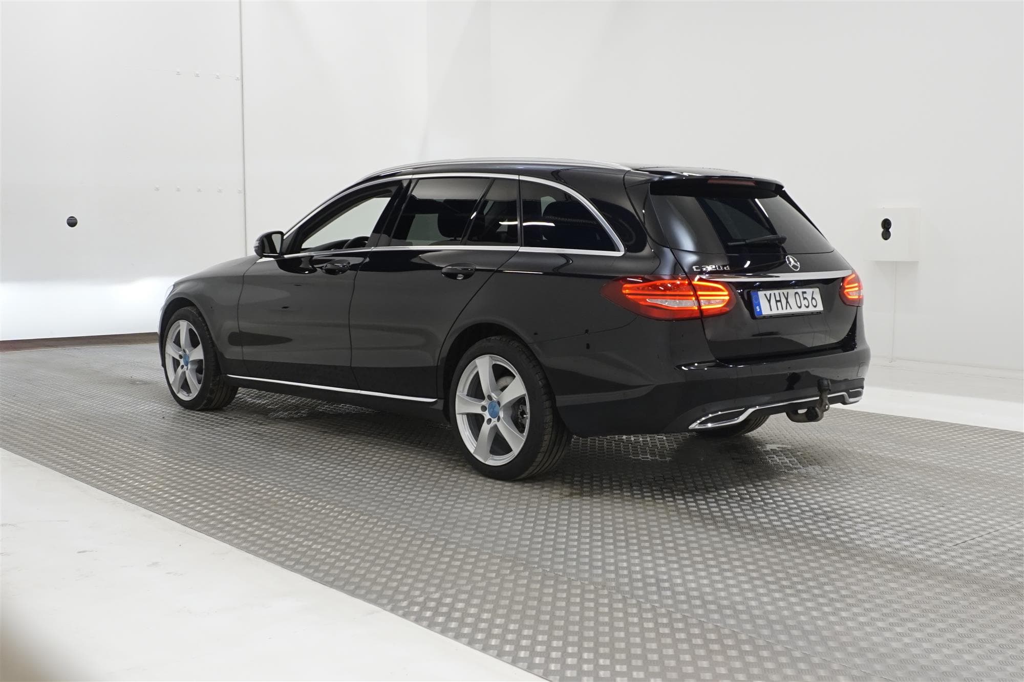 Mercedes-Benz C 220d 4M Drag Navi D-Värm 1 Brukare 0,47L/mil